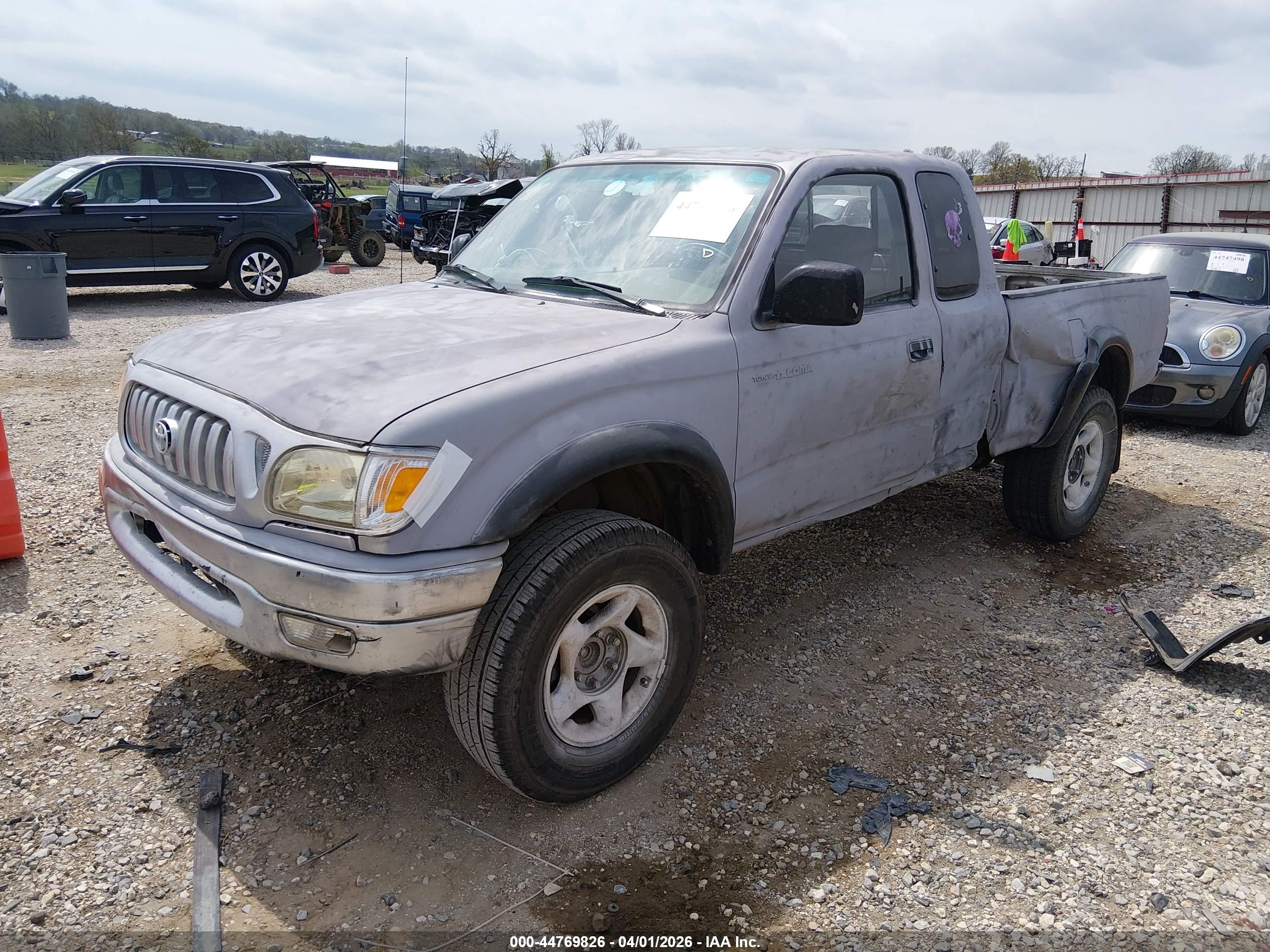 TOYOTA TACOMA image 2