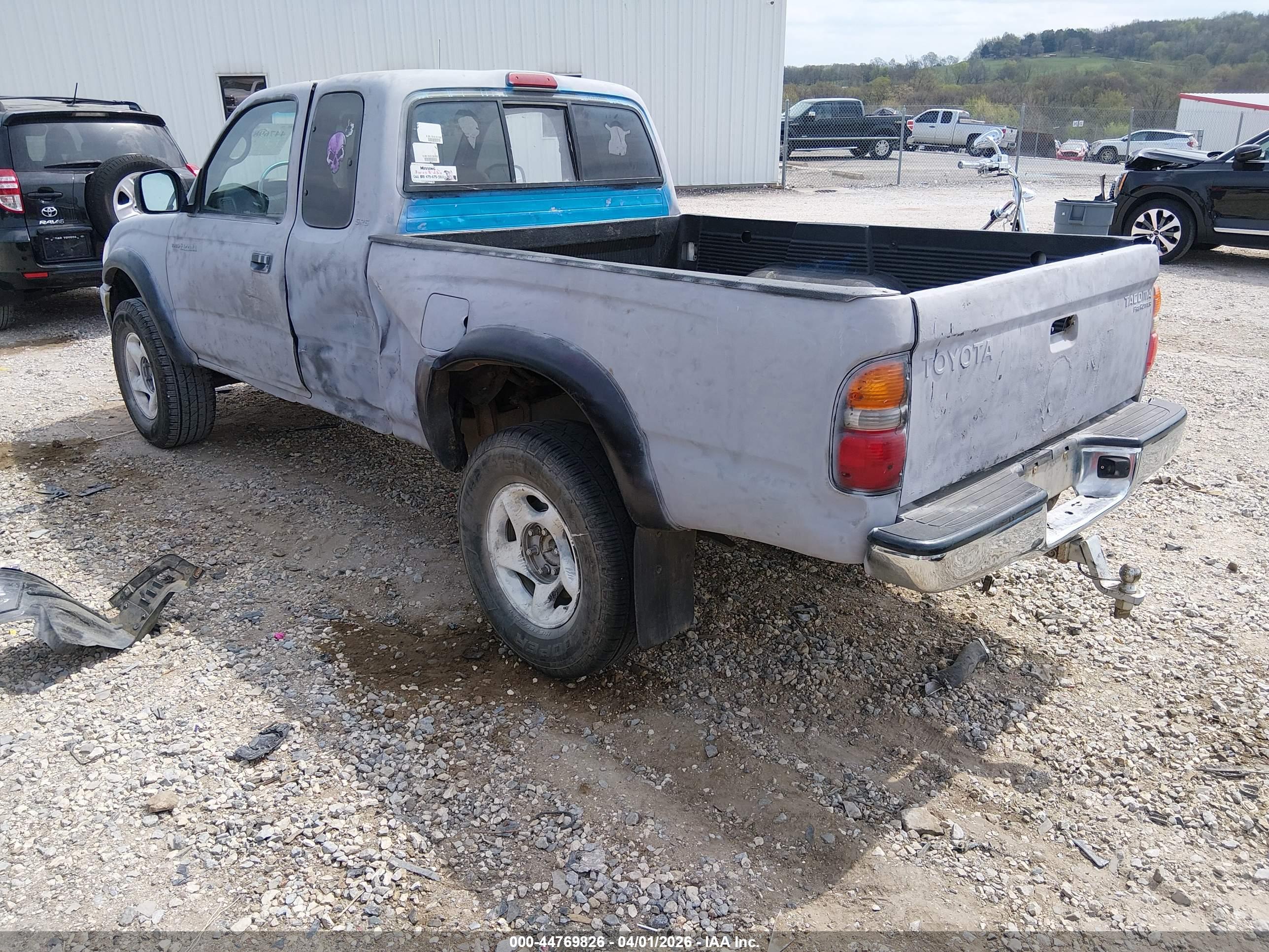TOYOTA TACOMA image 3