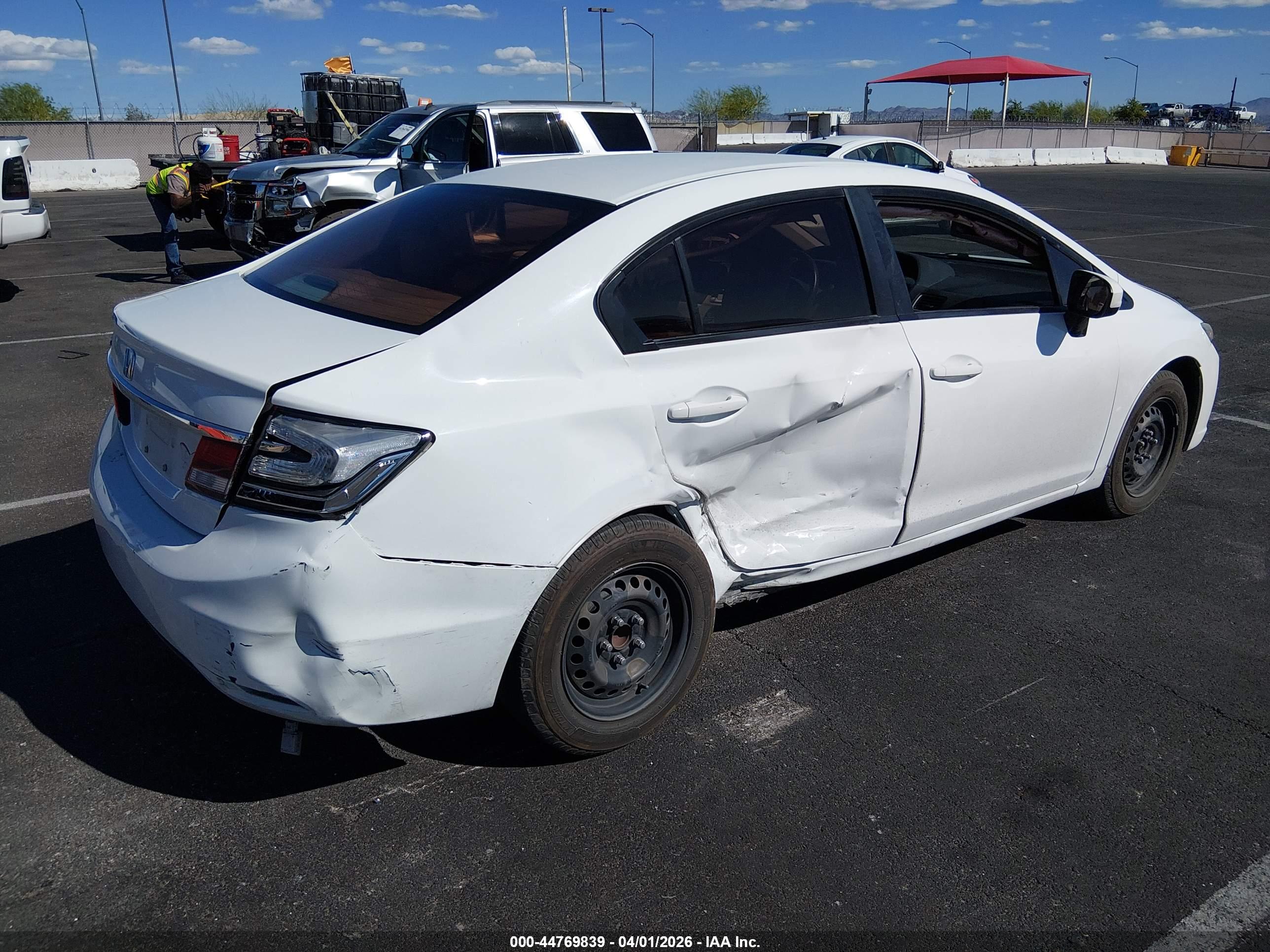 HONDA CIVIC image 4