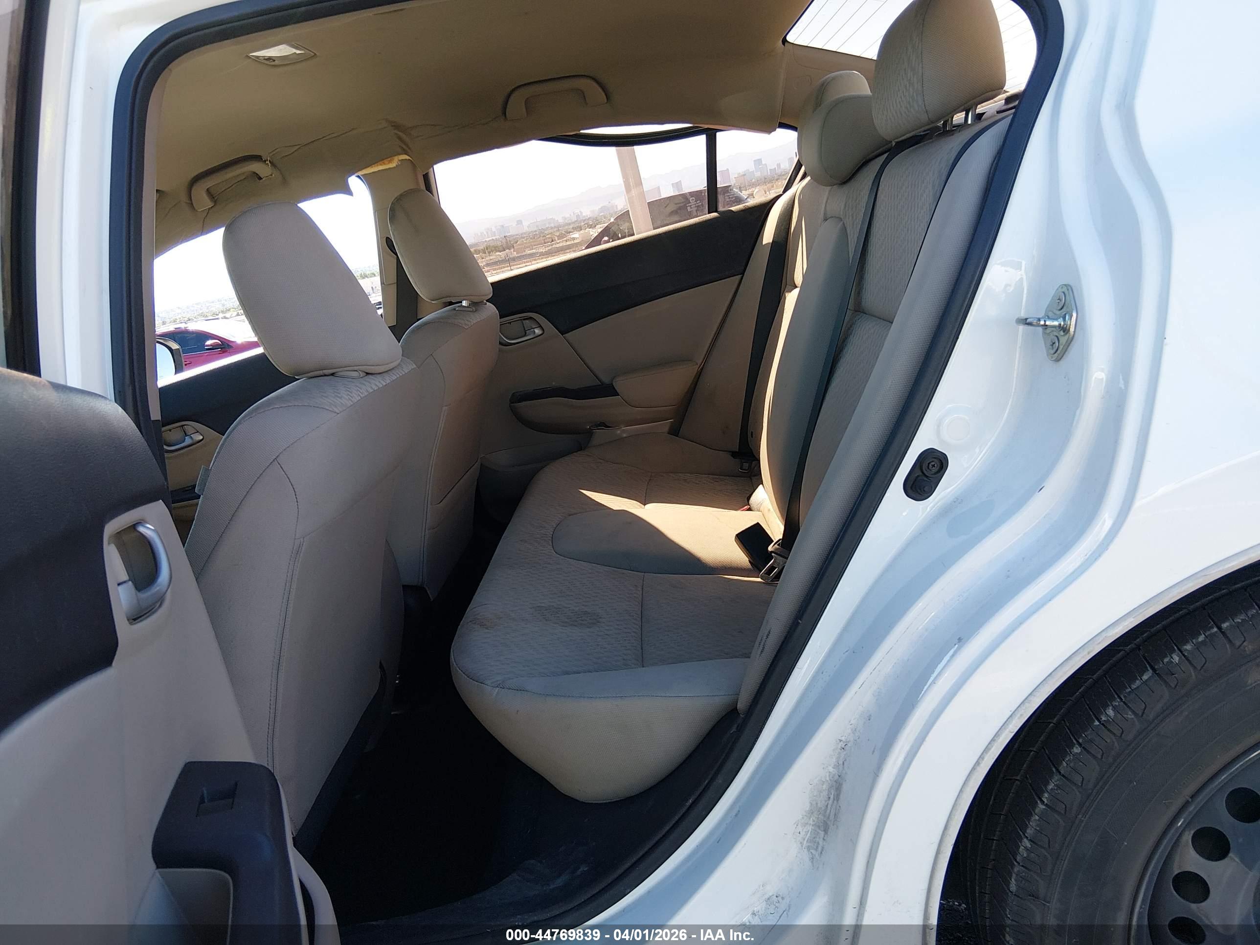 HONDA CIVIC image 8