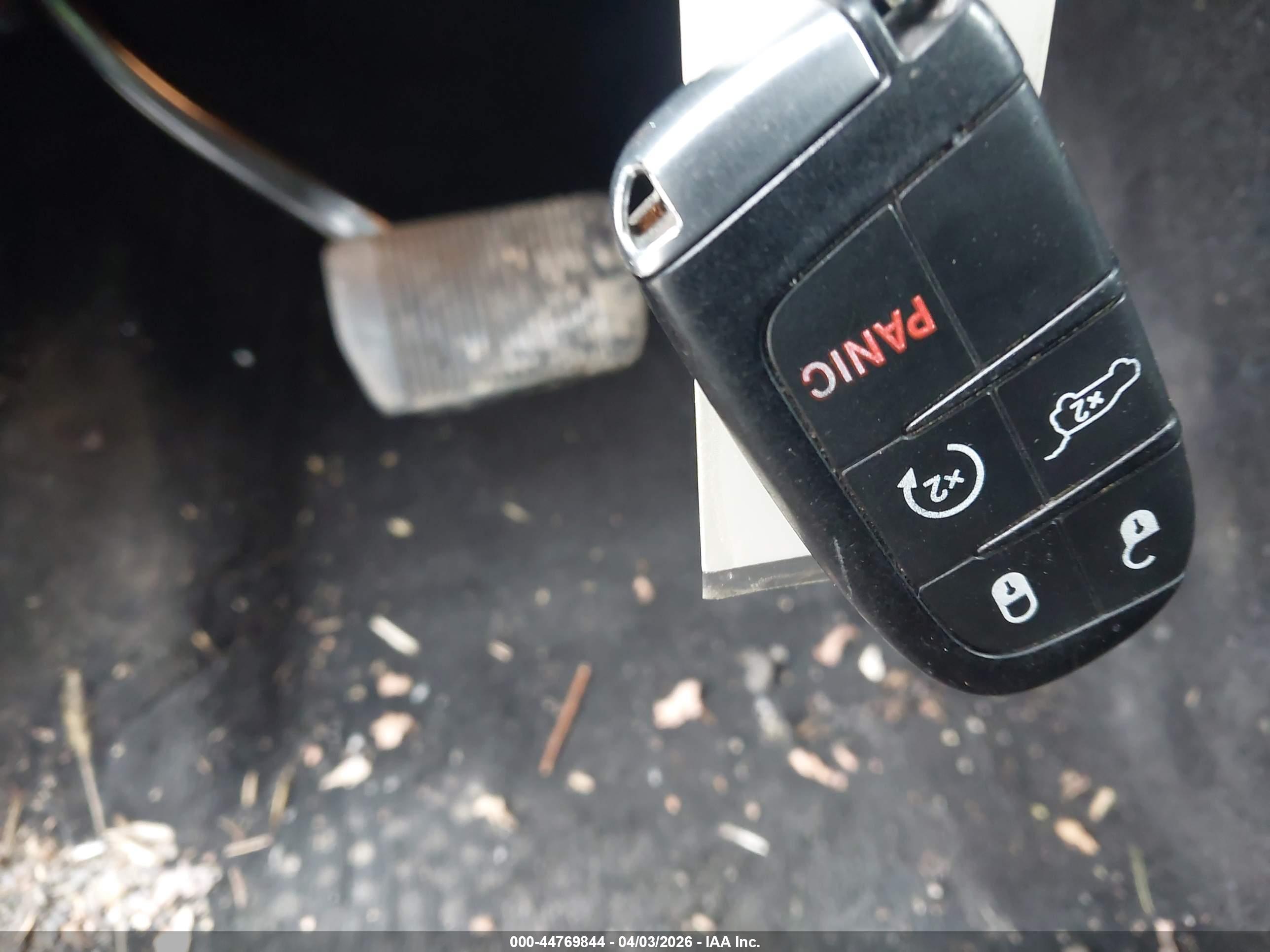 JEEP GRAND image 11