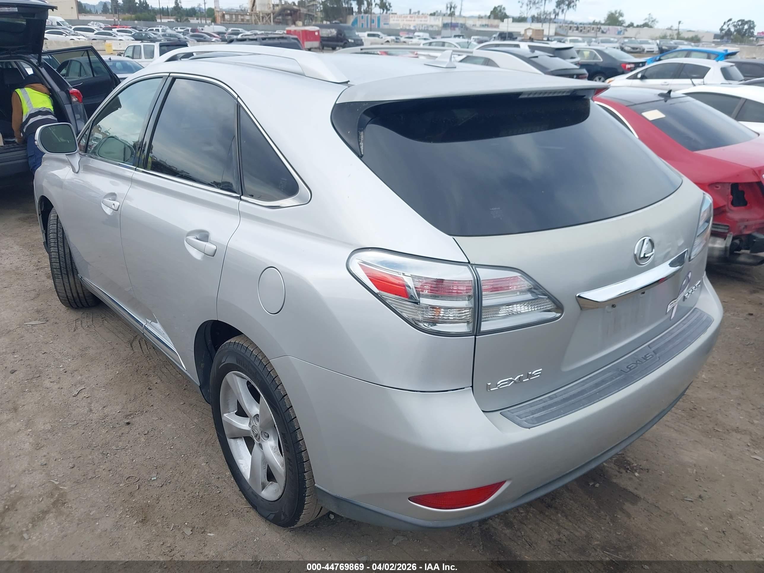 LEXUS RX image 3