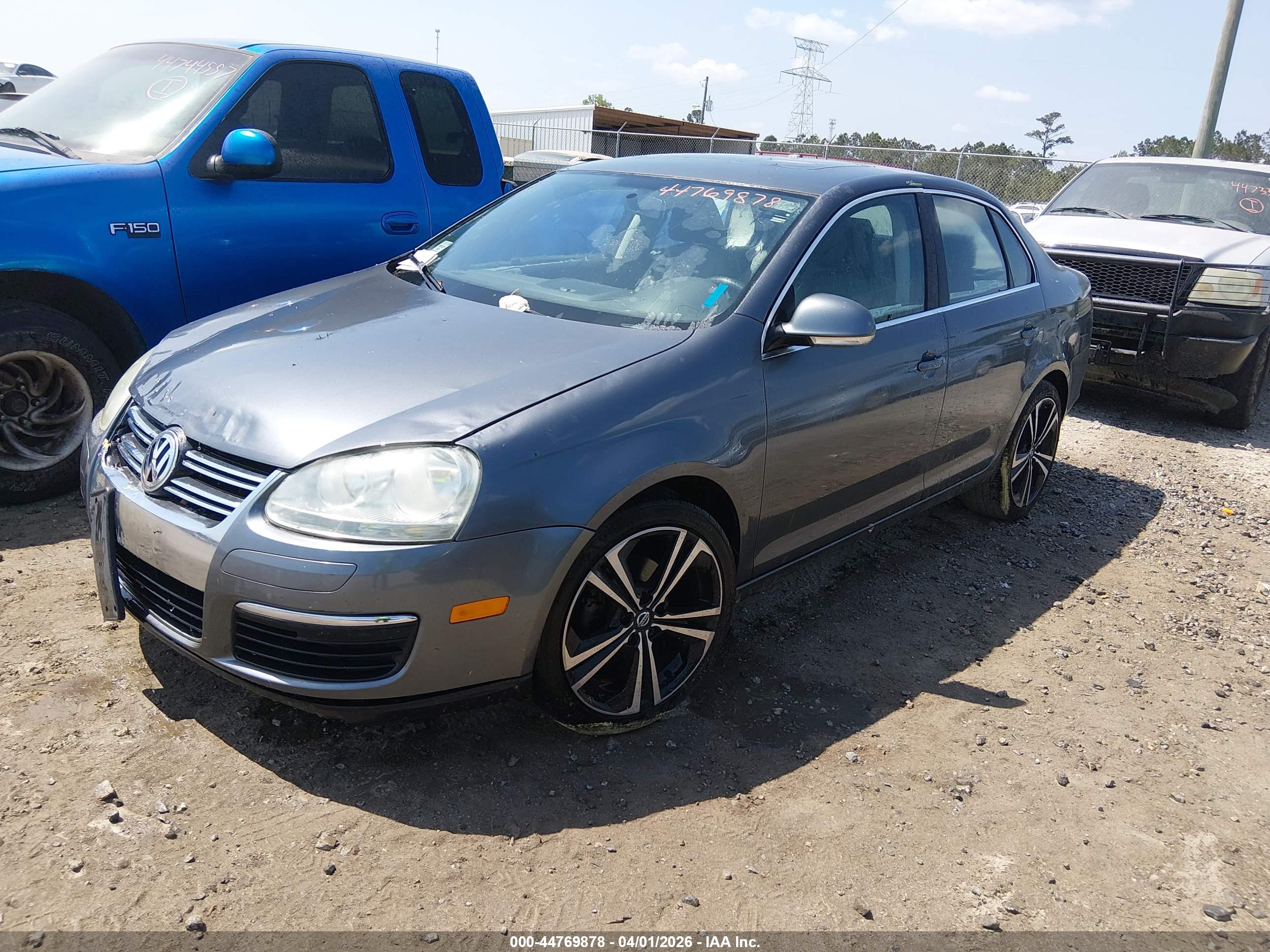 VOLKSWAGEN JETTA image 2