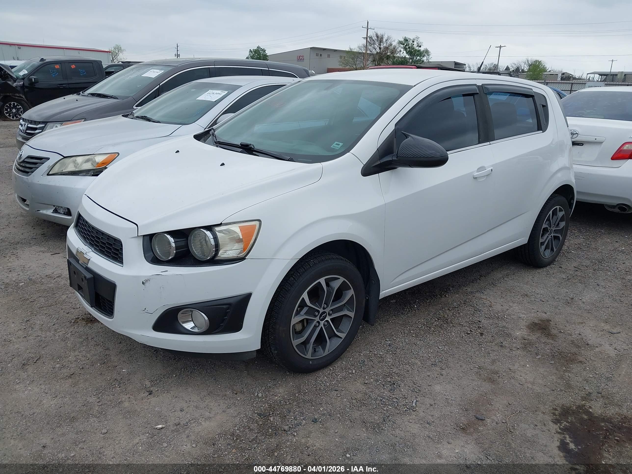 CHEVROLET SONIC image 2