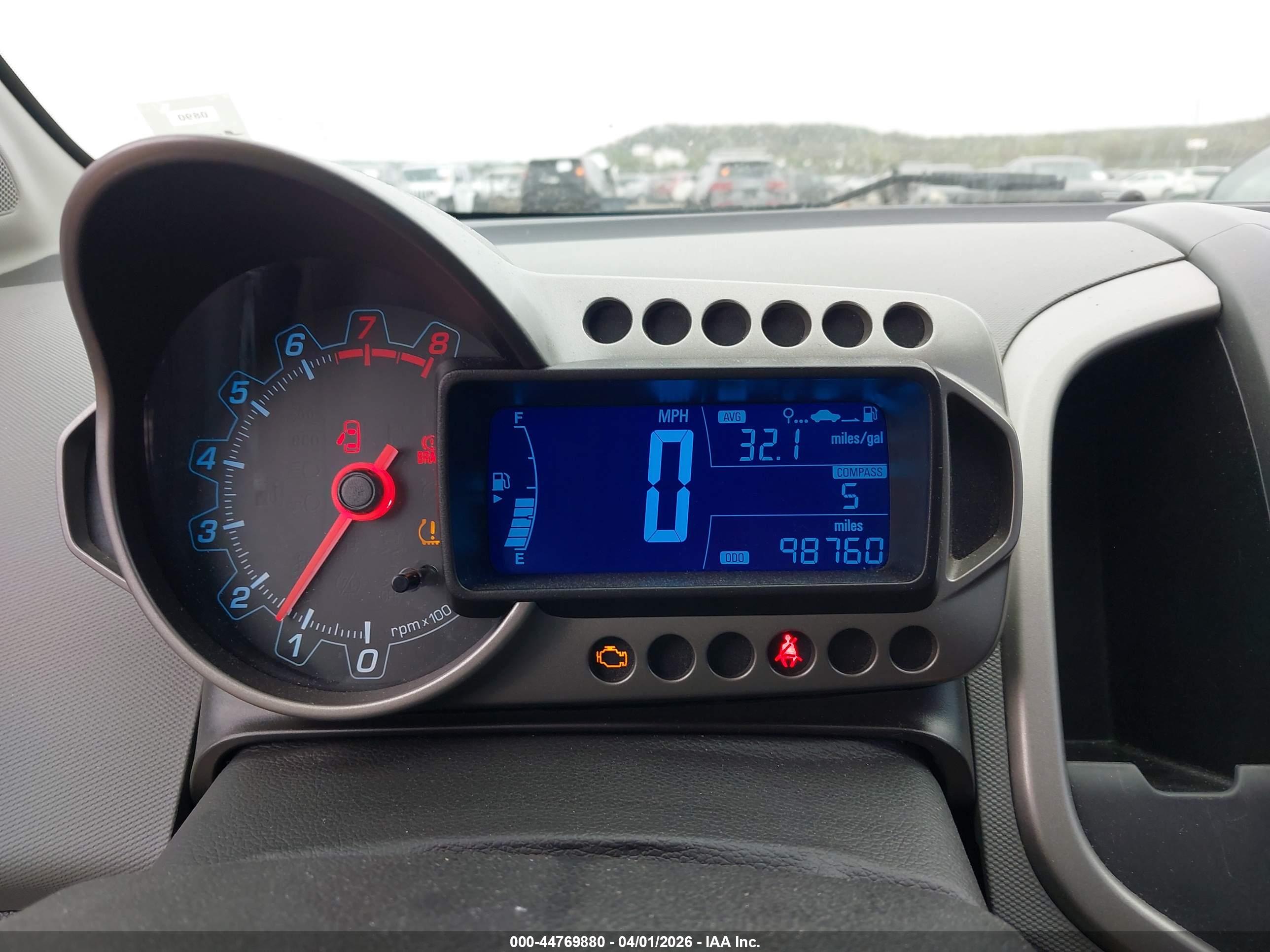 CHEVROLET SONIC image 7