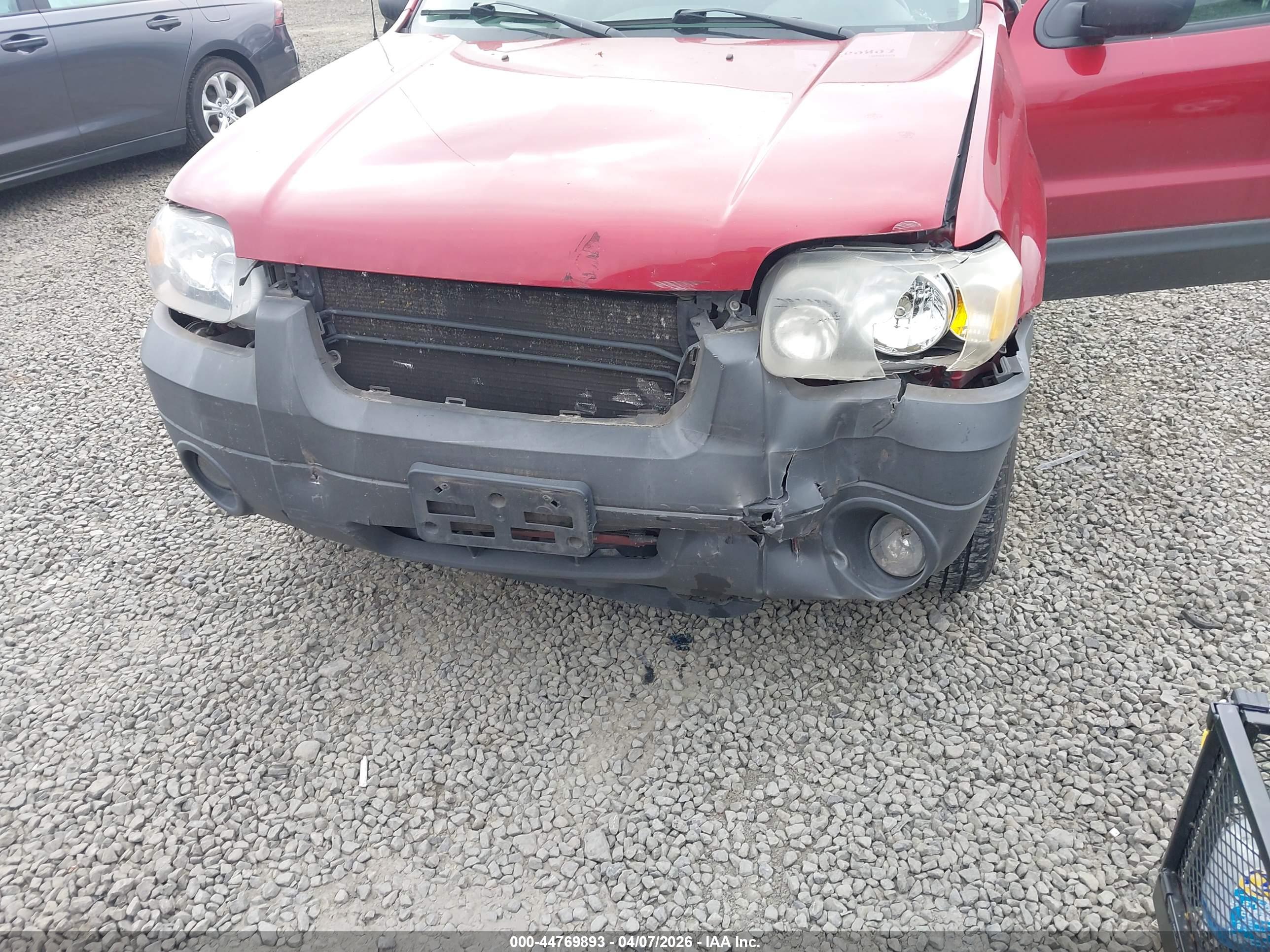 FORD ESCAPE image 6