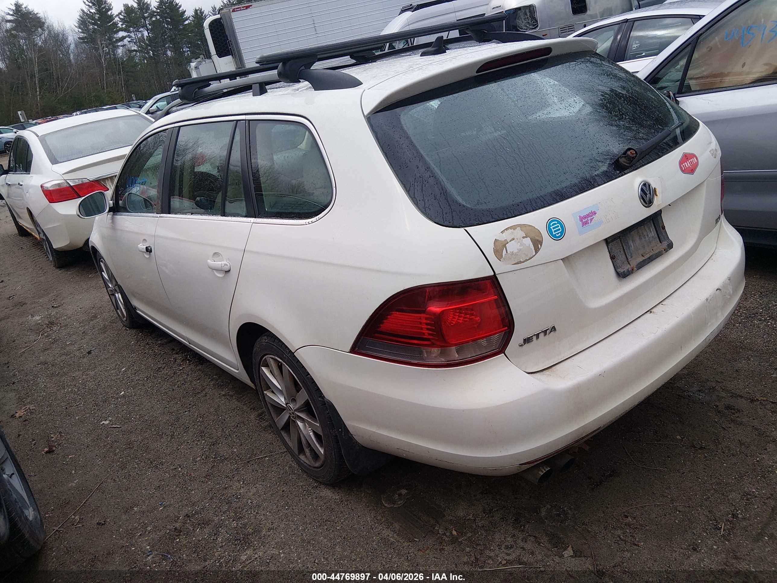 VOLKSWAGEN JETTA image 3