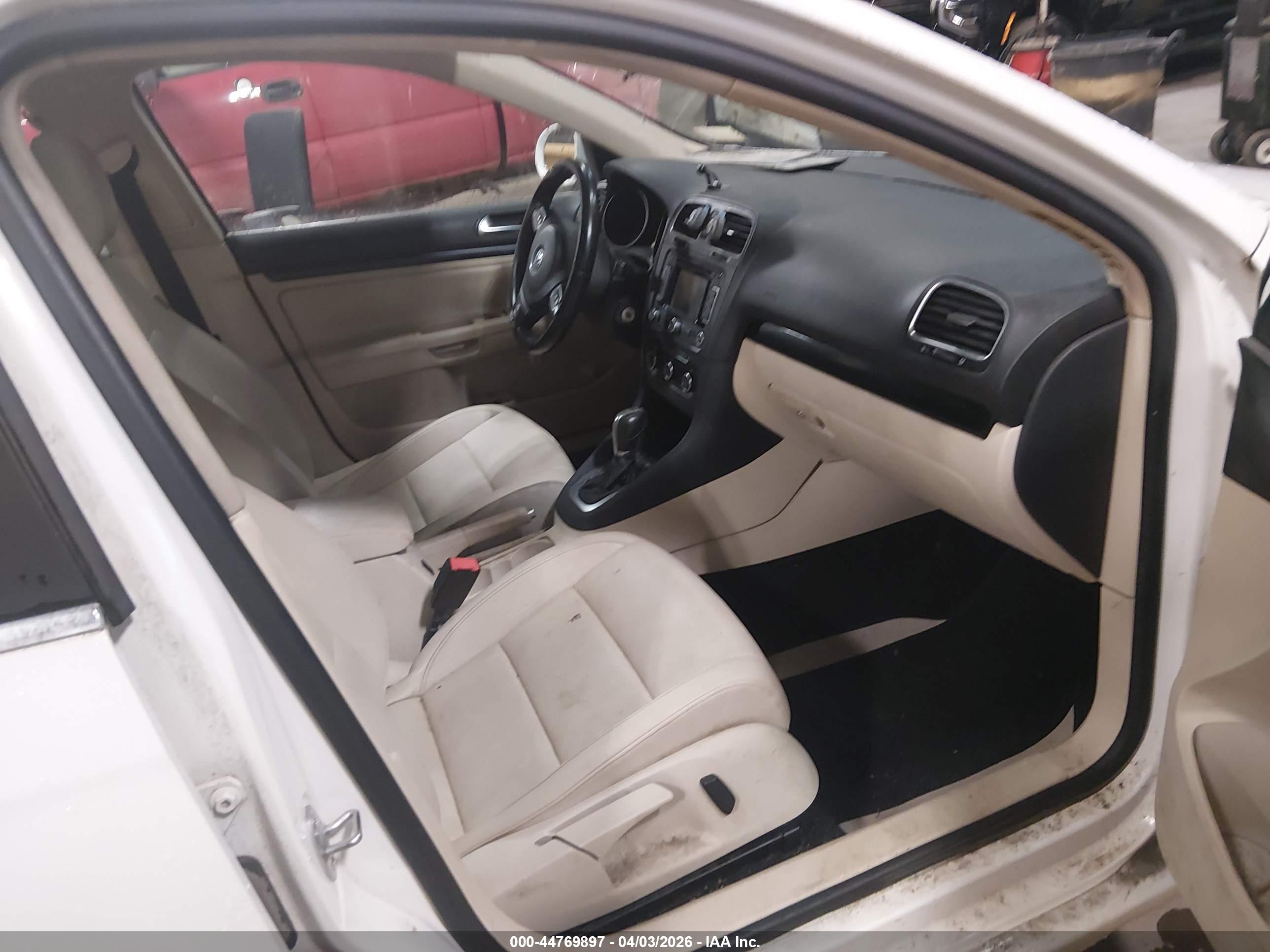 VOLKSWAGEN JETTA image 5