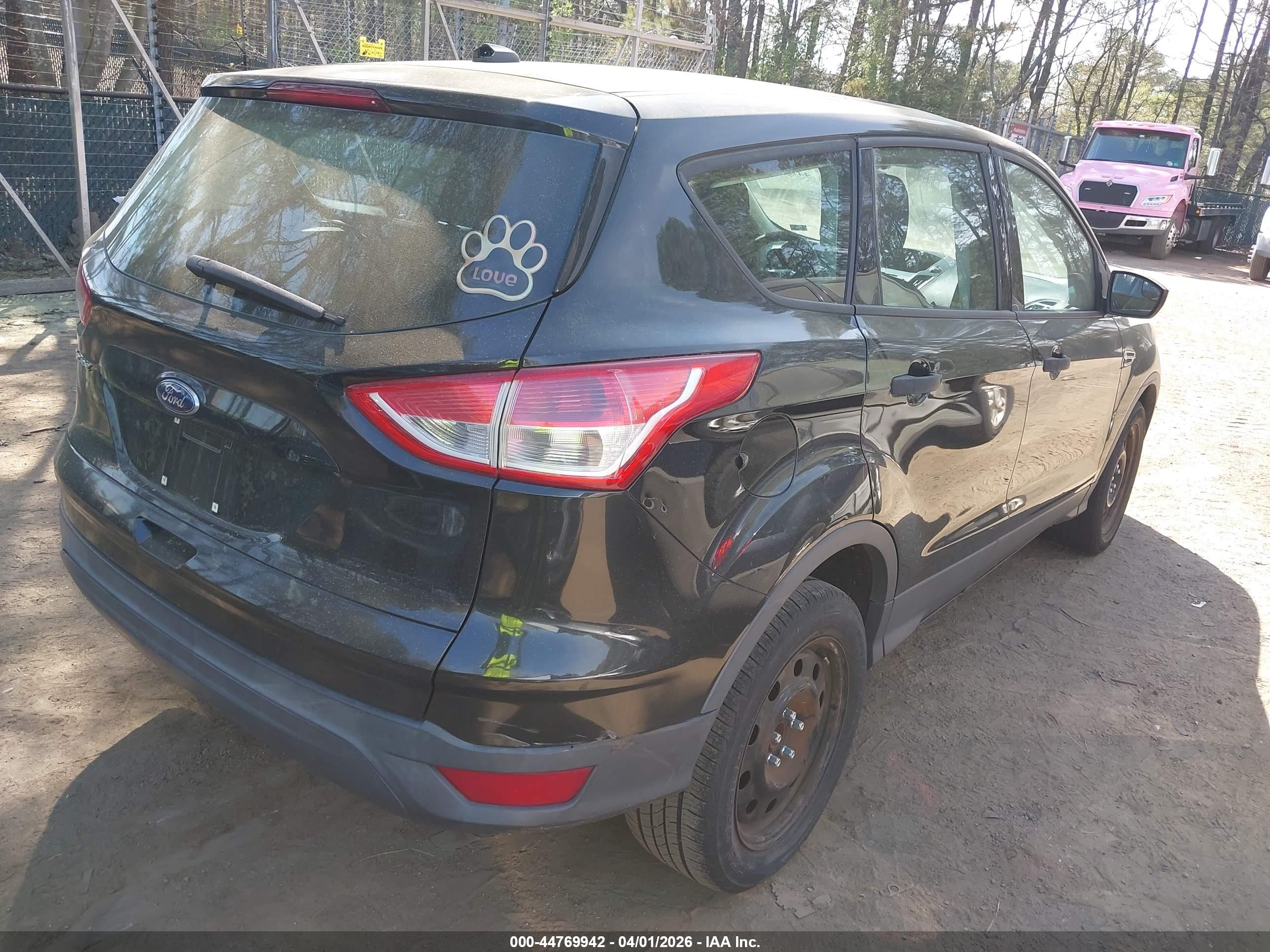 FORD ESCAPE image 4