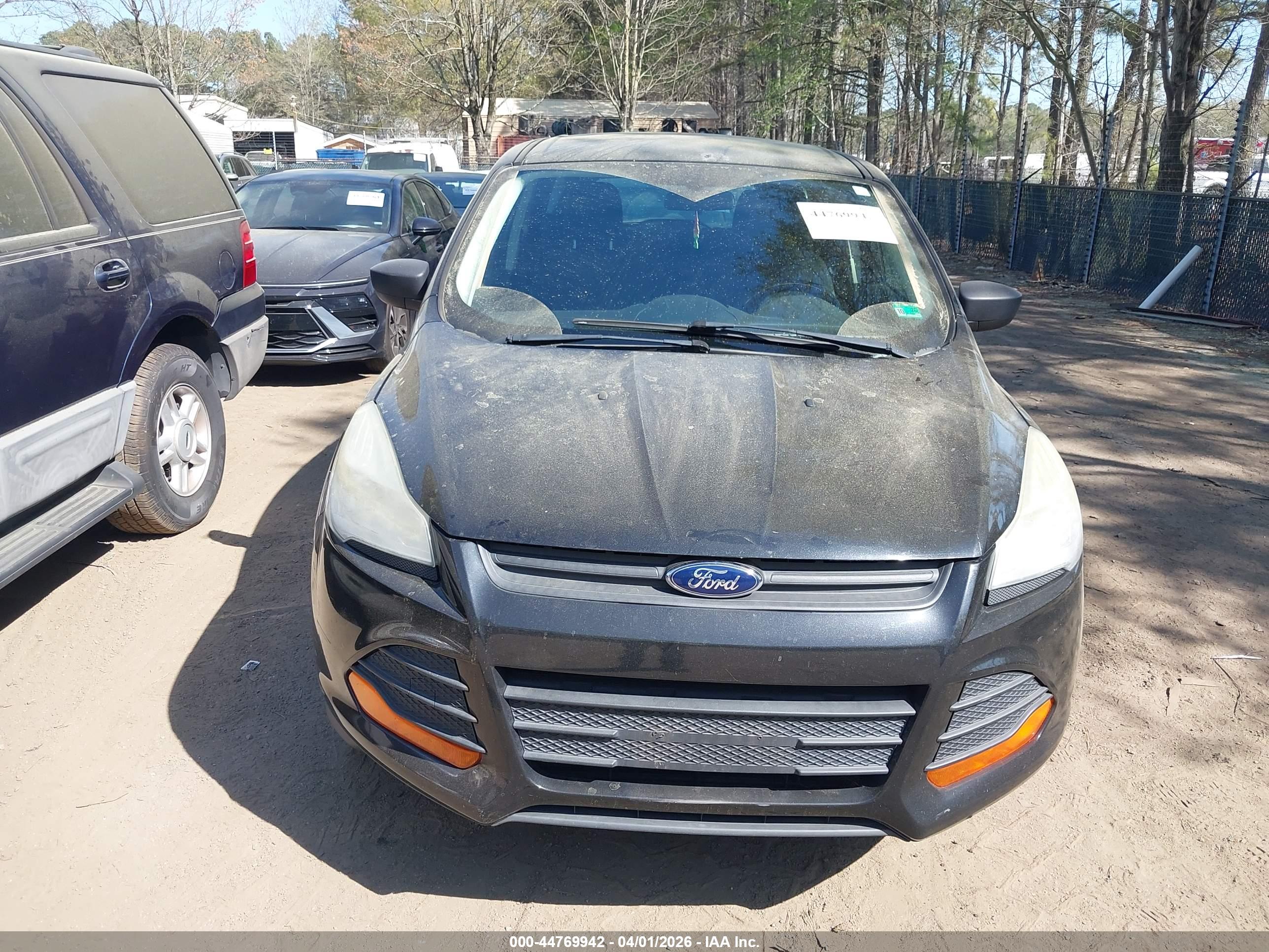 FORD ESCAPE image 6