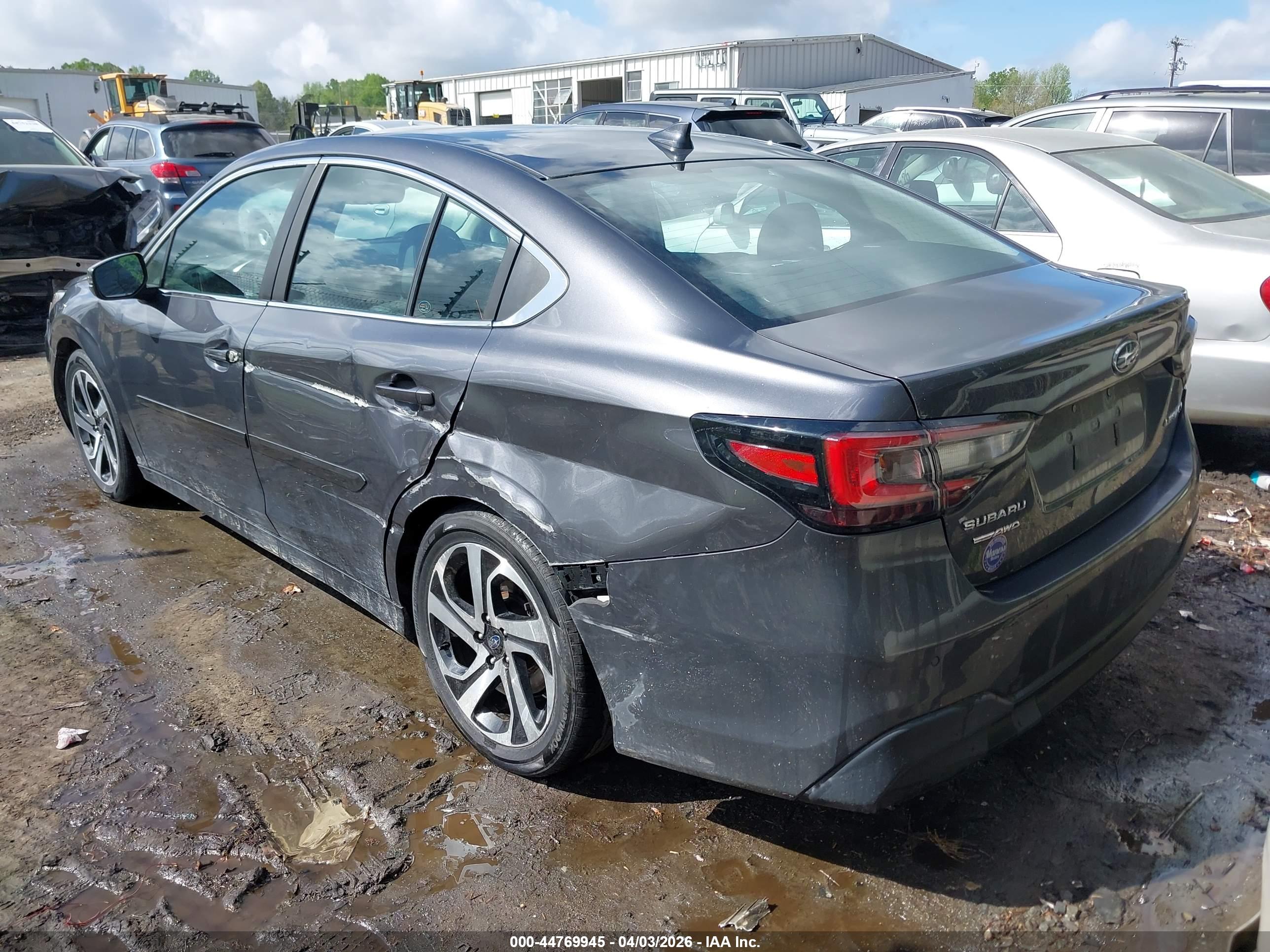SUBARU LEGACY image 3