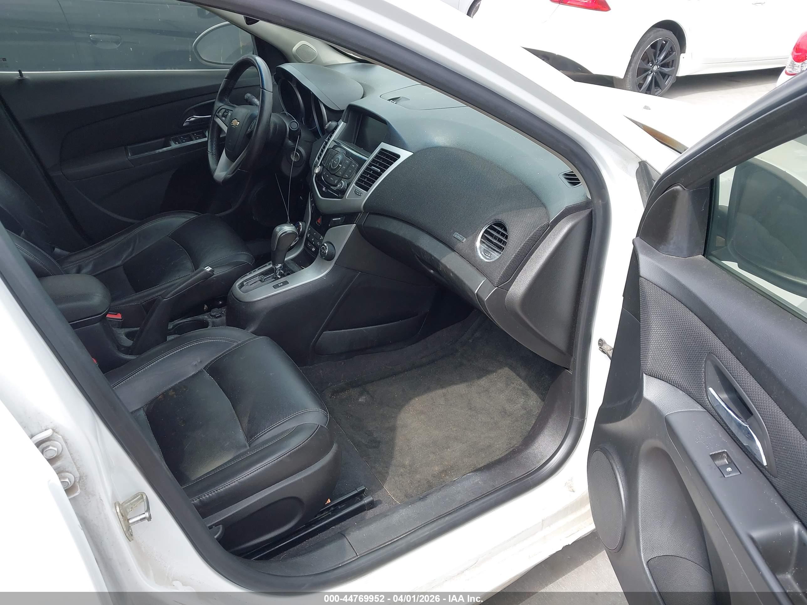 CHEVROLET CRUZE image 5