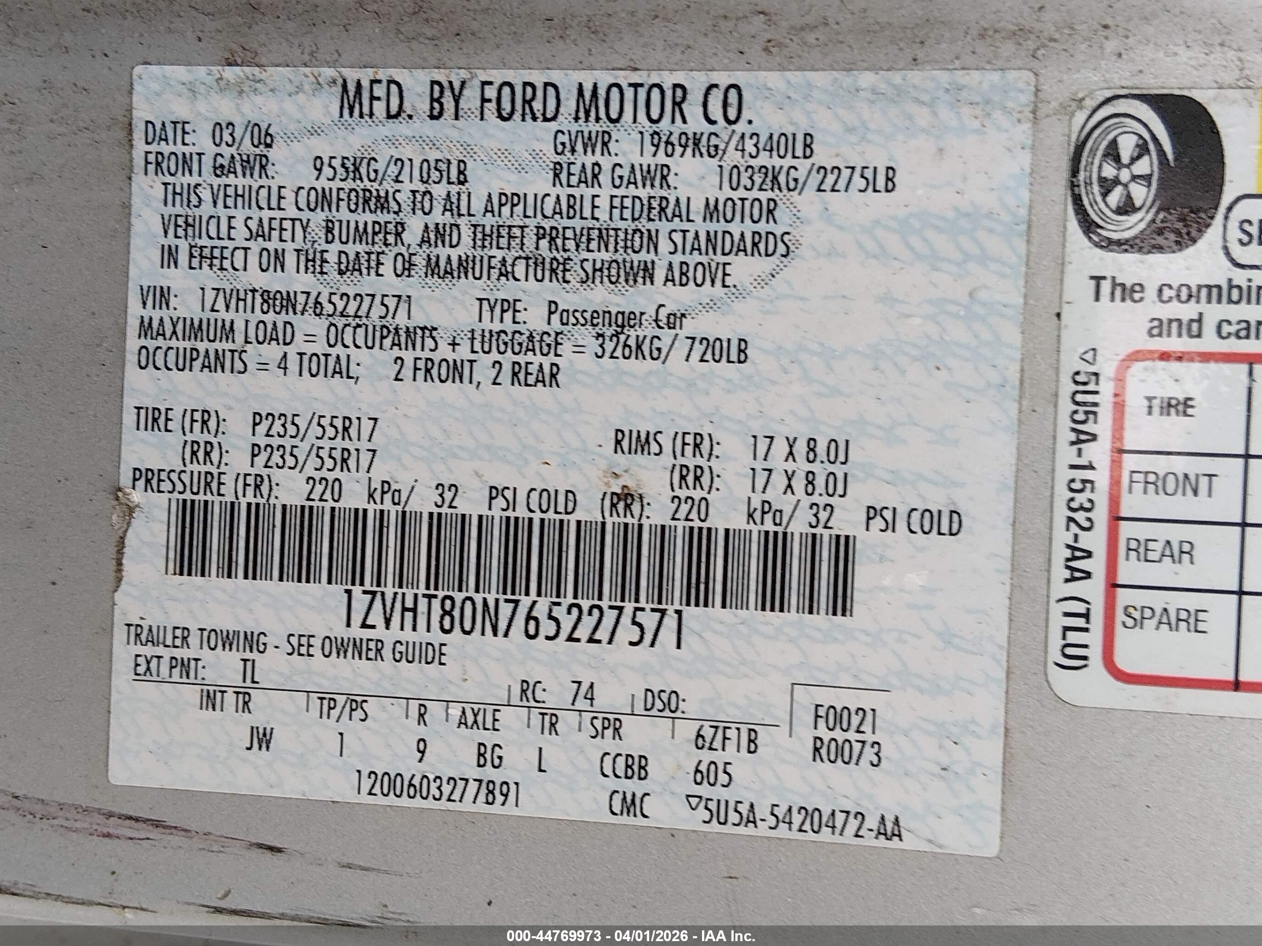 FORD MUSTANG image 9