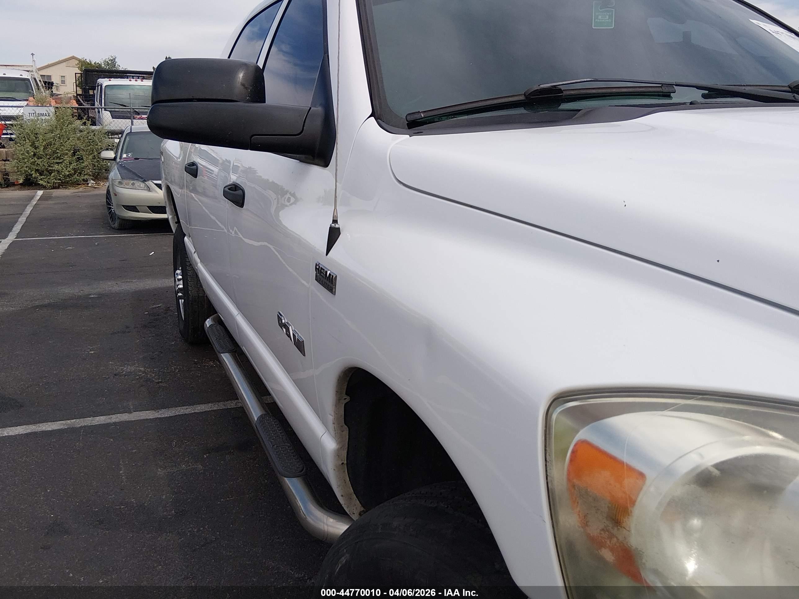 DODGE RAM image 6
