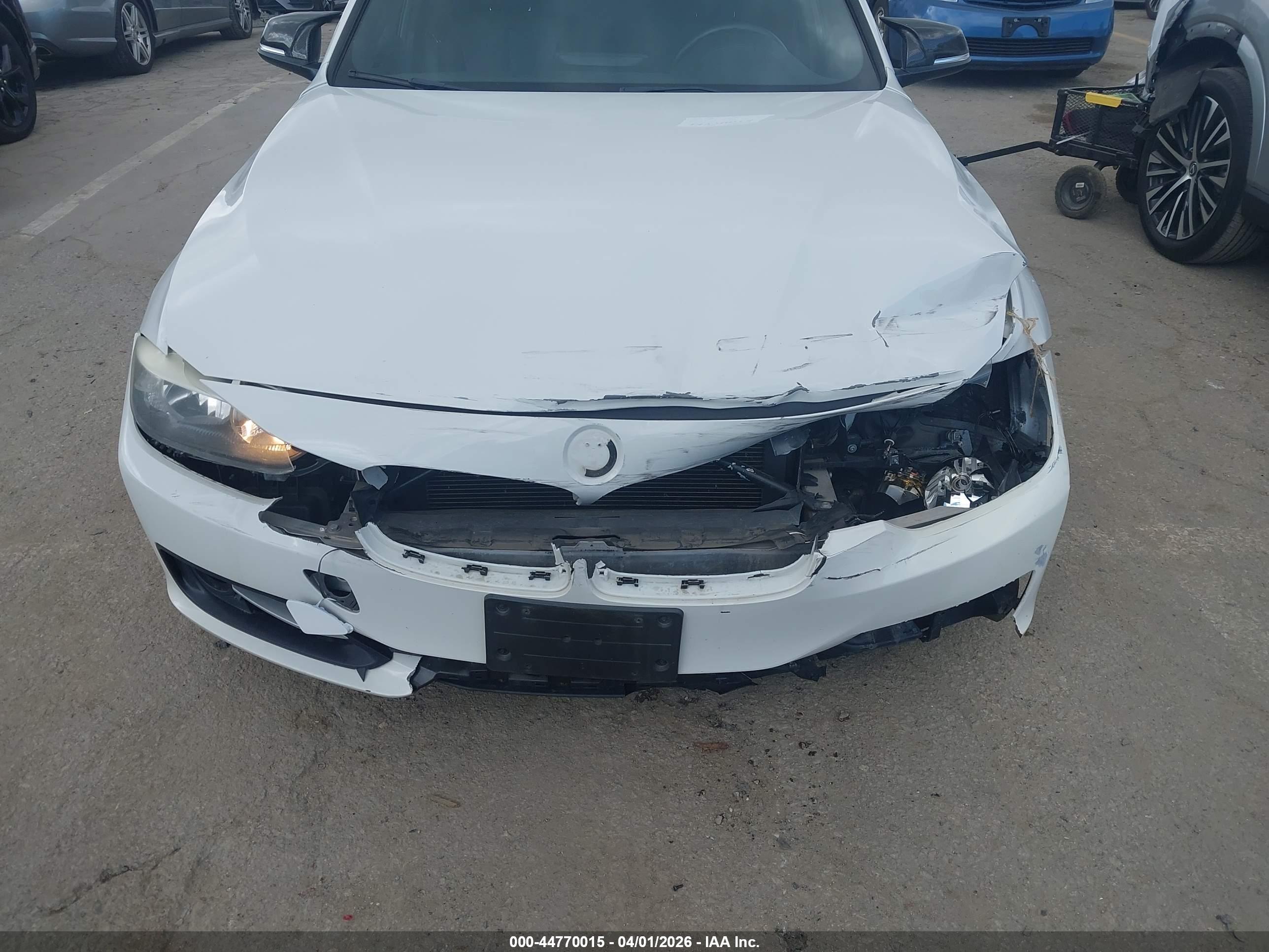 BMW 328I image 6