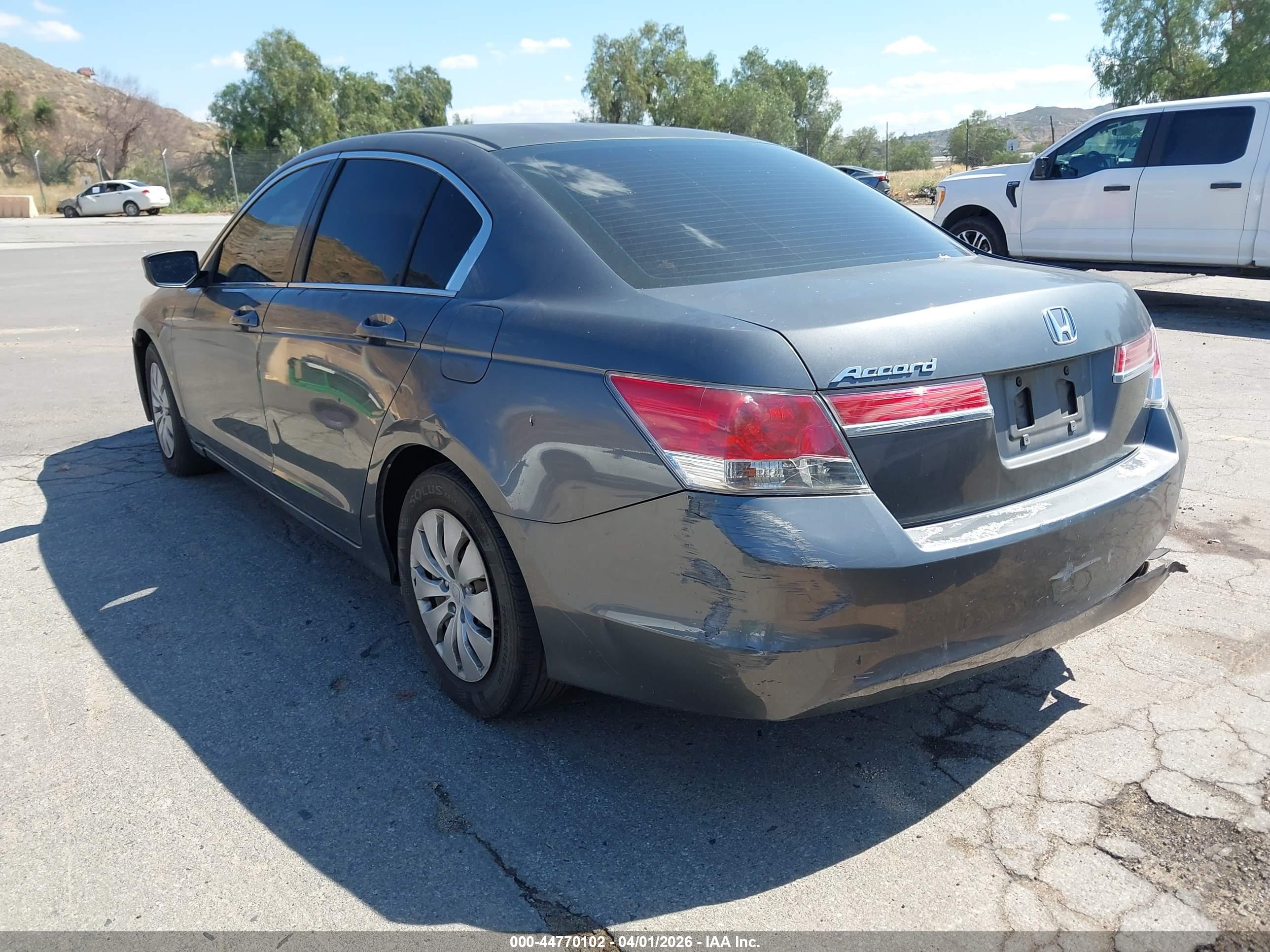 HONDA ACCORD image 3