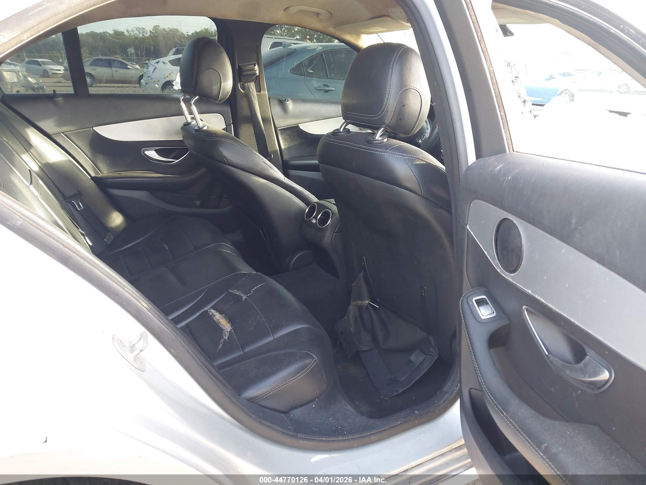 MERCEDES-BENZ C image 8