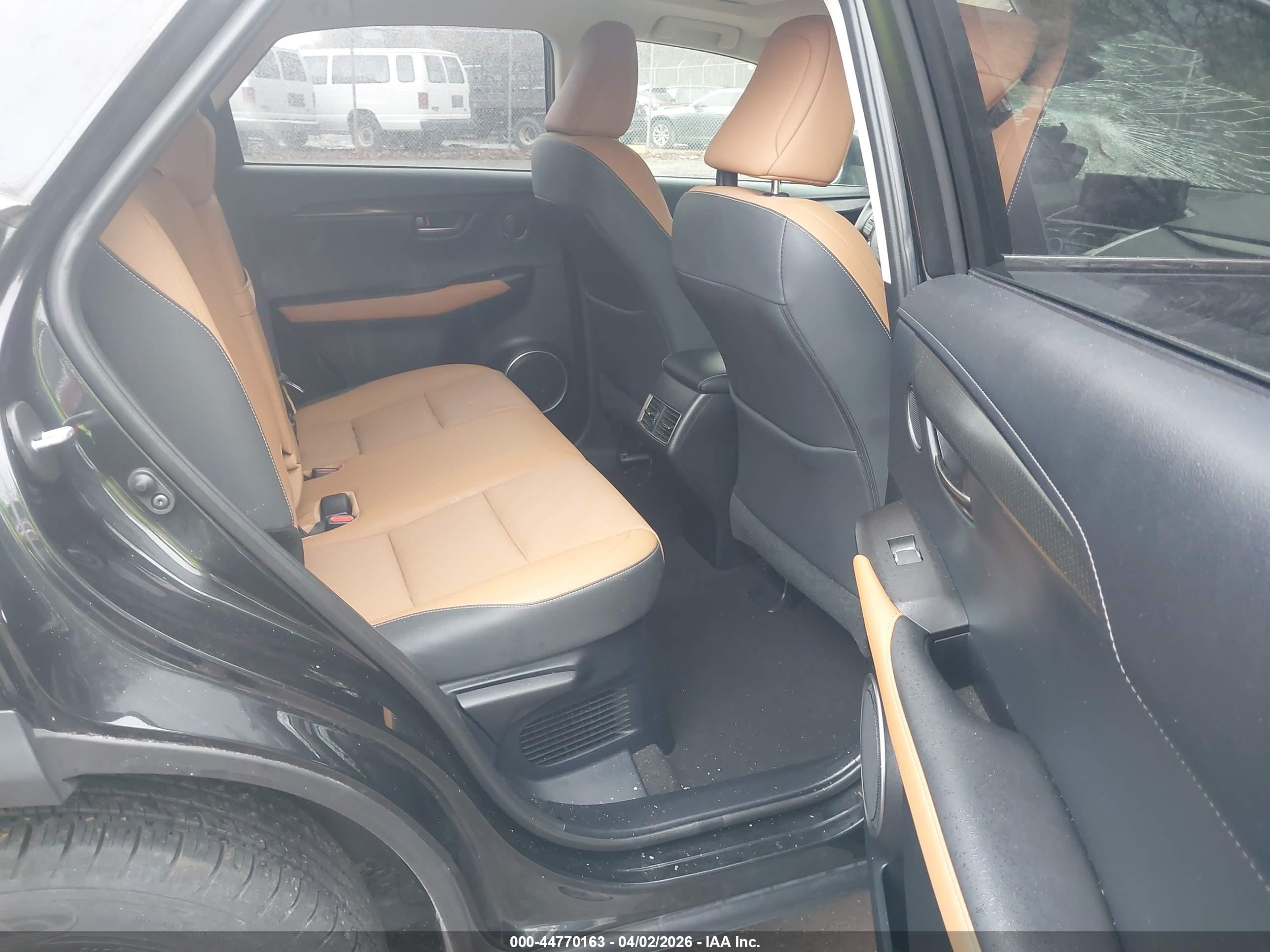 LEXUS NX image 8