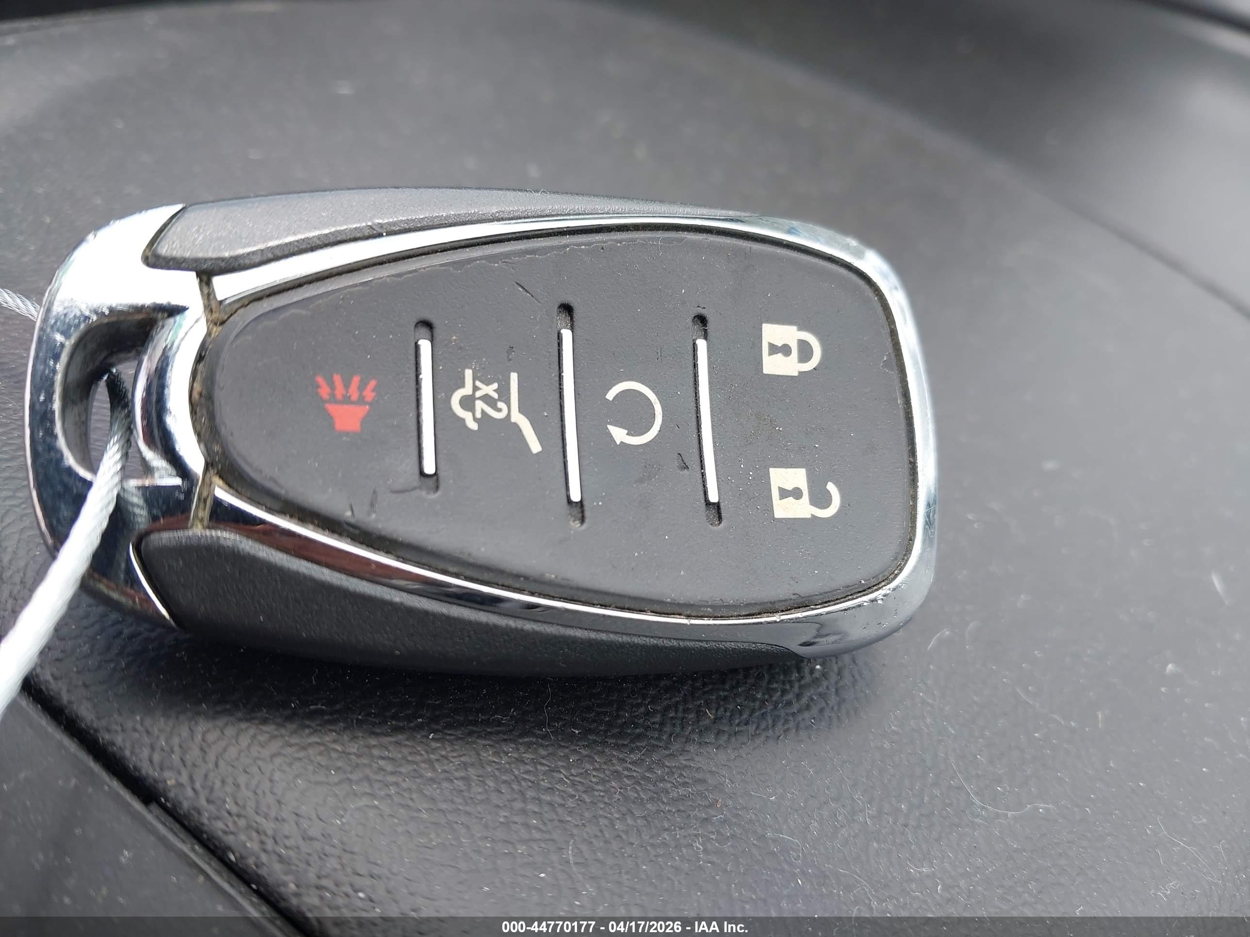 CHEVROLET EQUINOX image 11