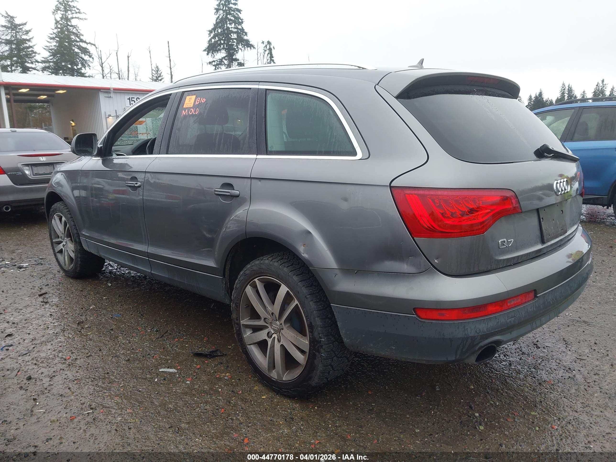 AUDI Q7 image 3