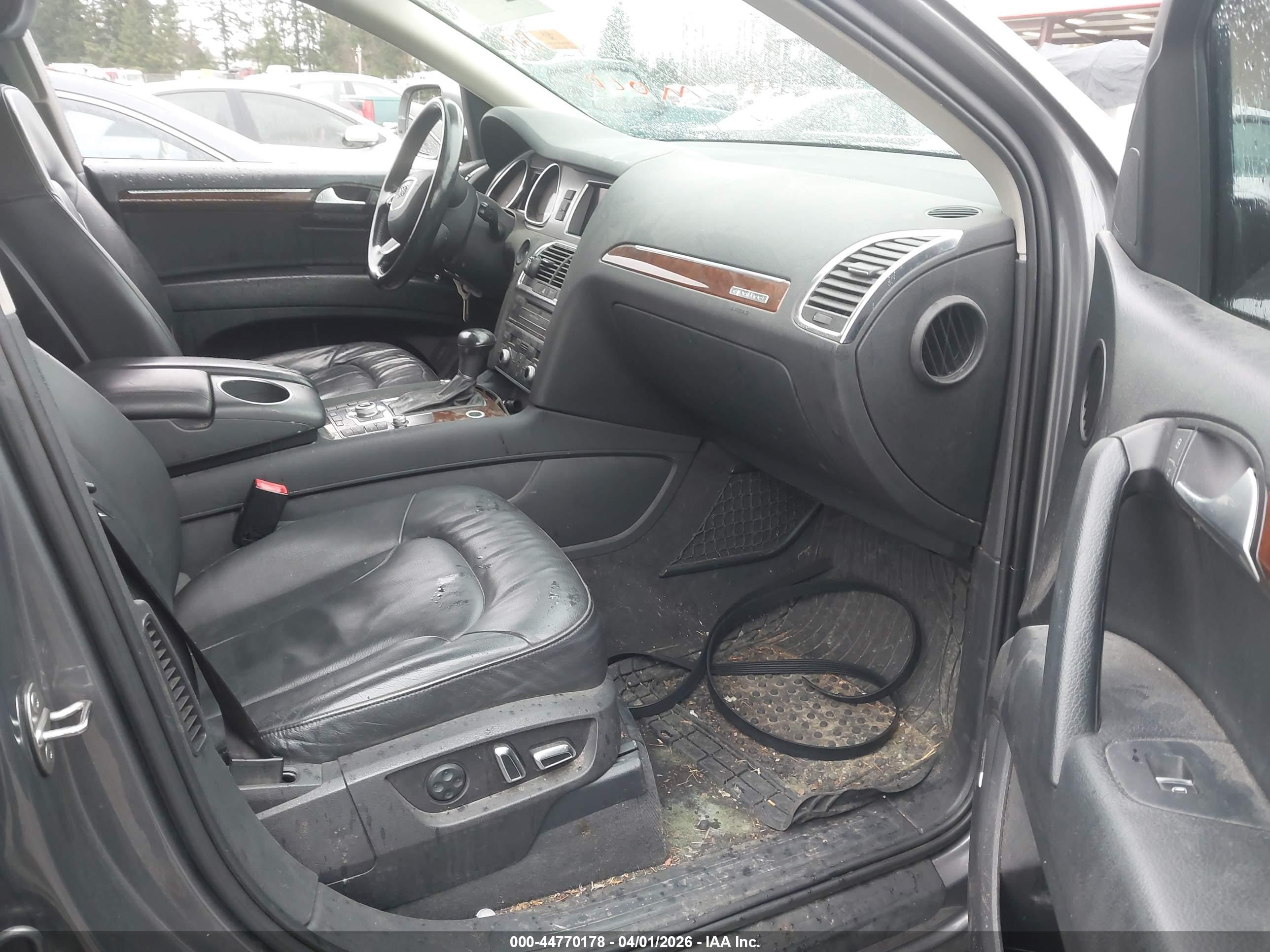 AUDI Q7 image 5