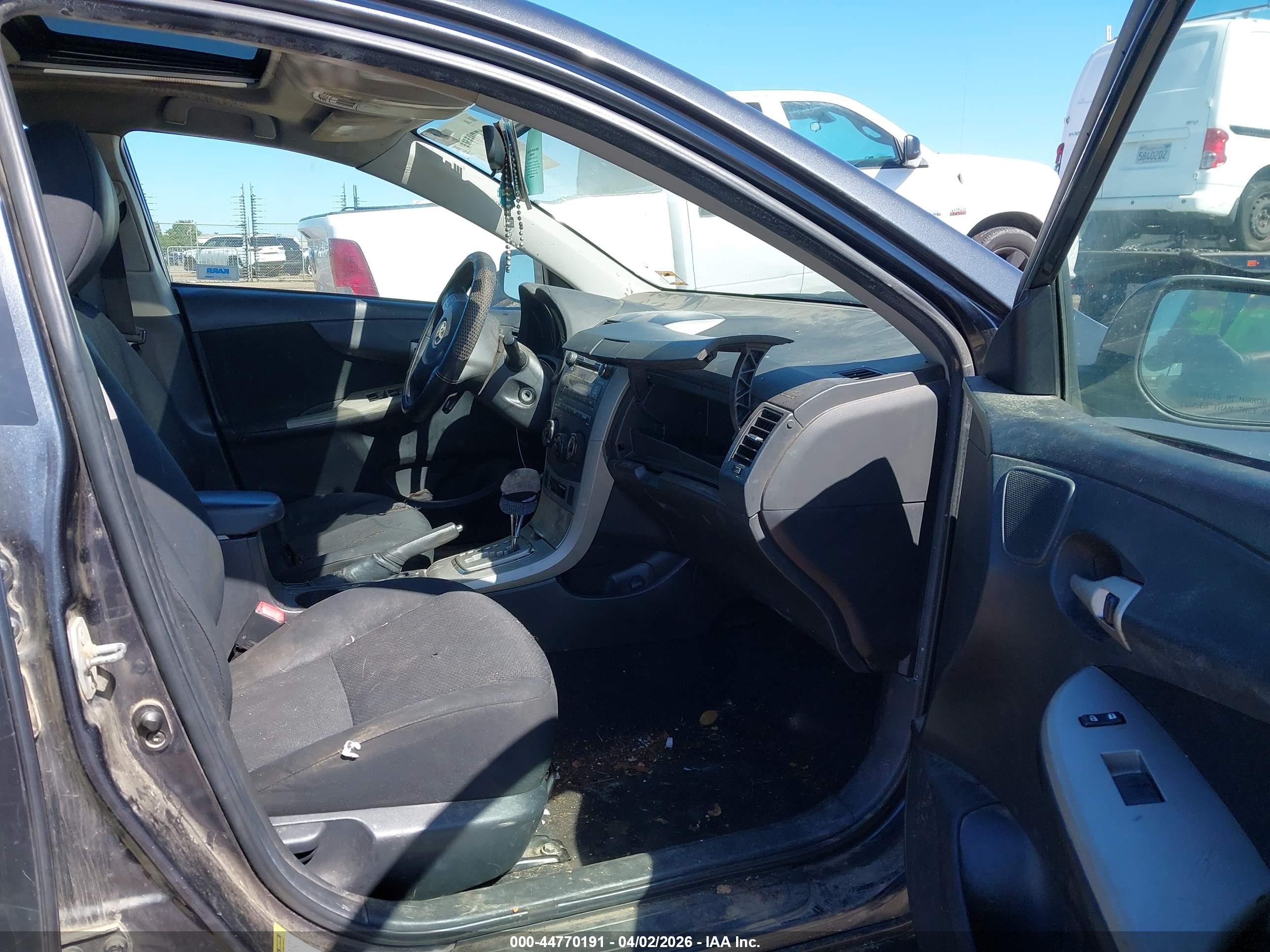 TOYOTA COROLLA image 5