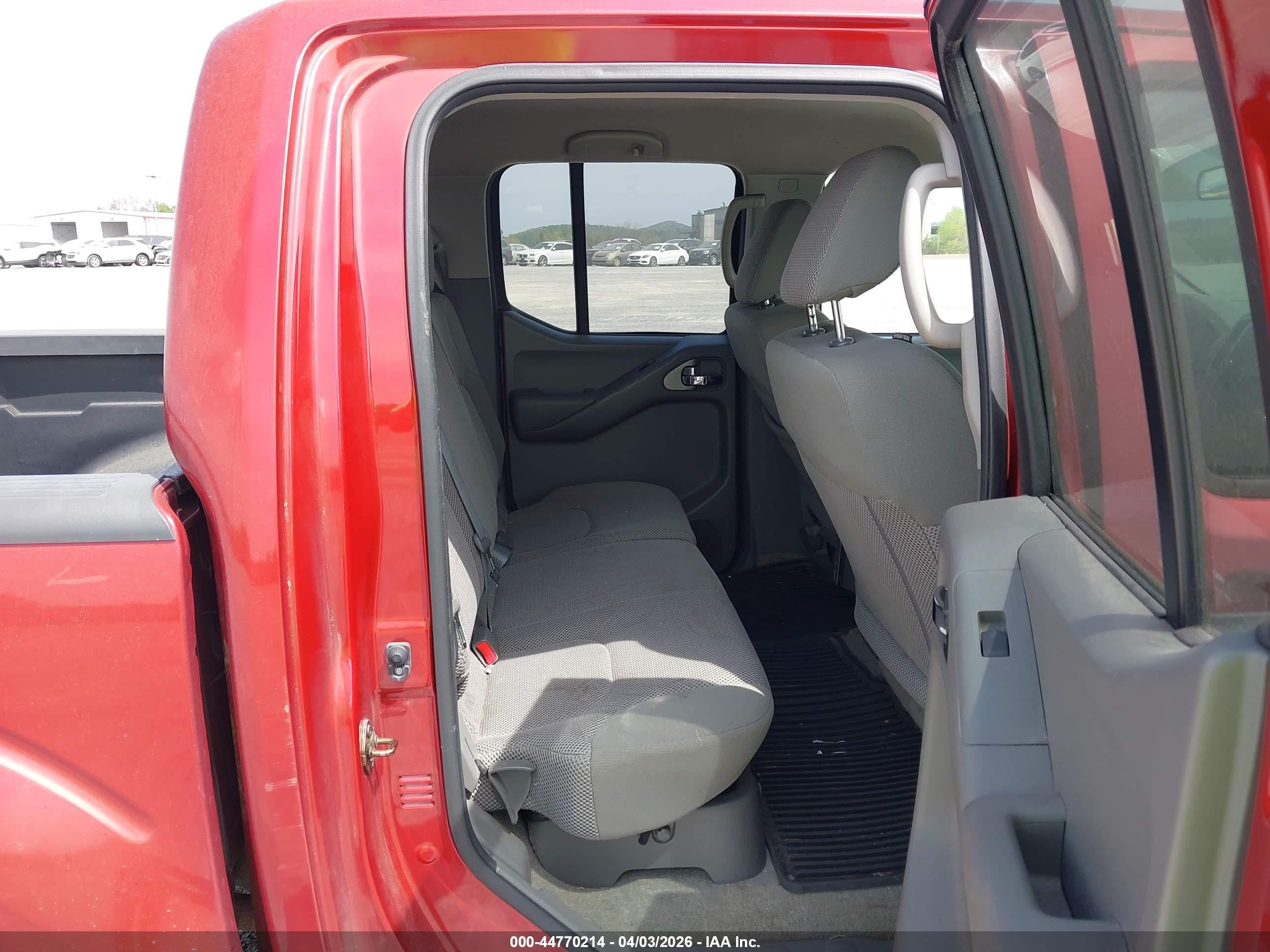 NISSAN FRONTIER image 8