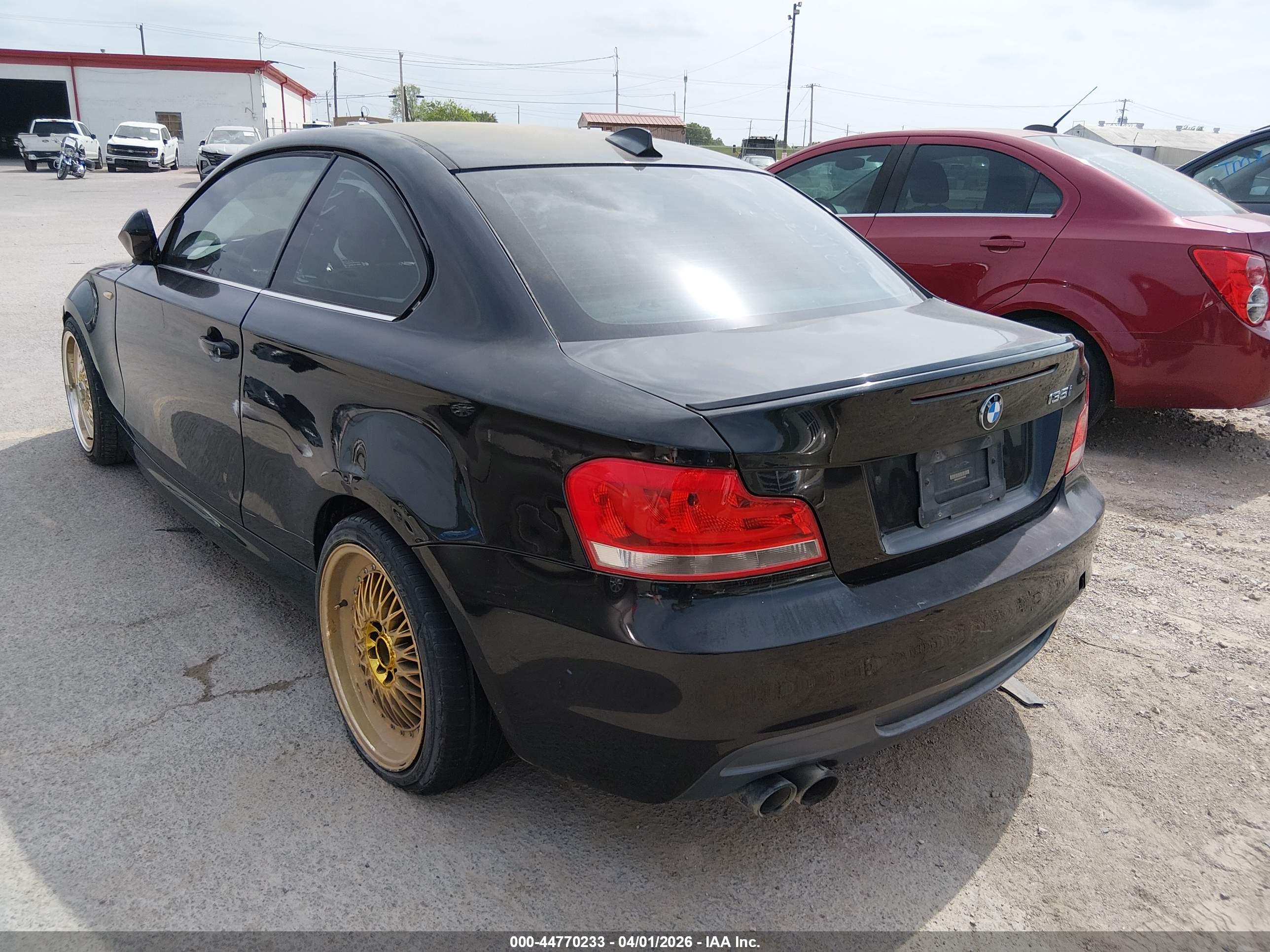 BMW 135I image 3