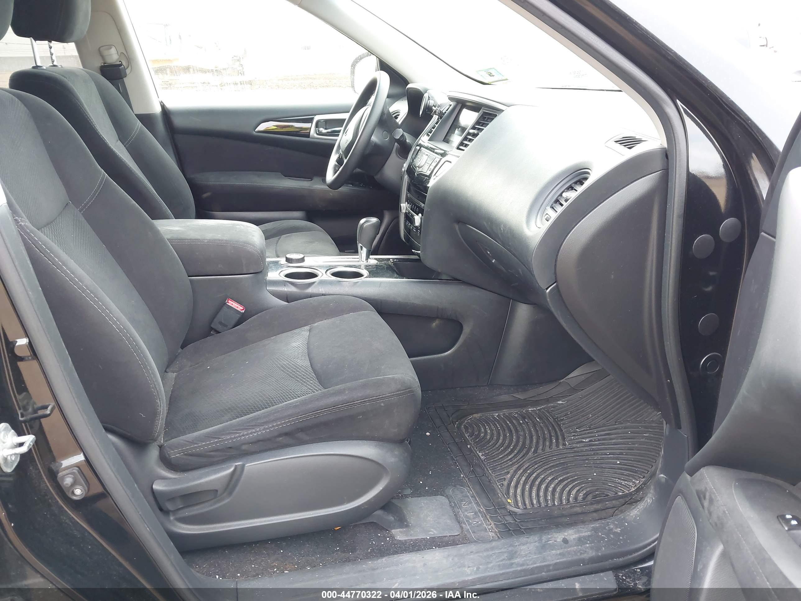 NISSAN PATHFINDER image 5