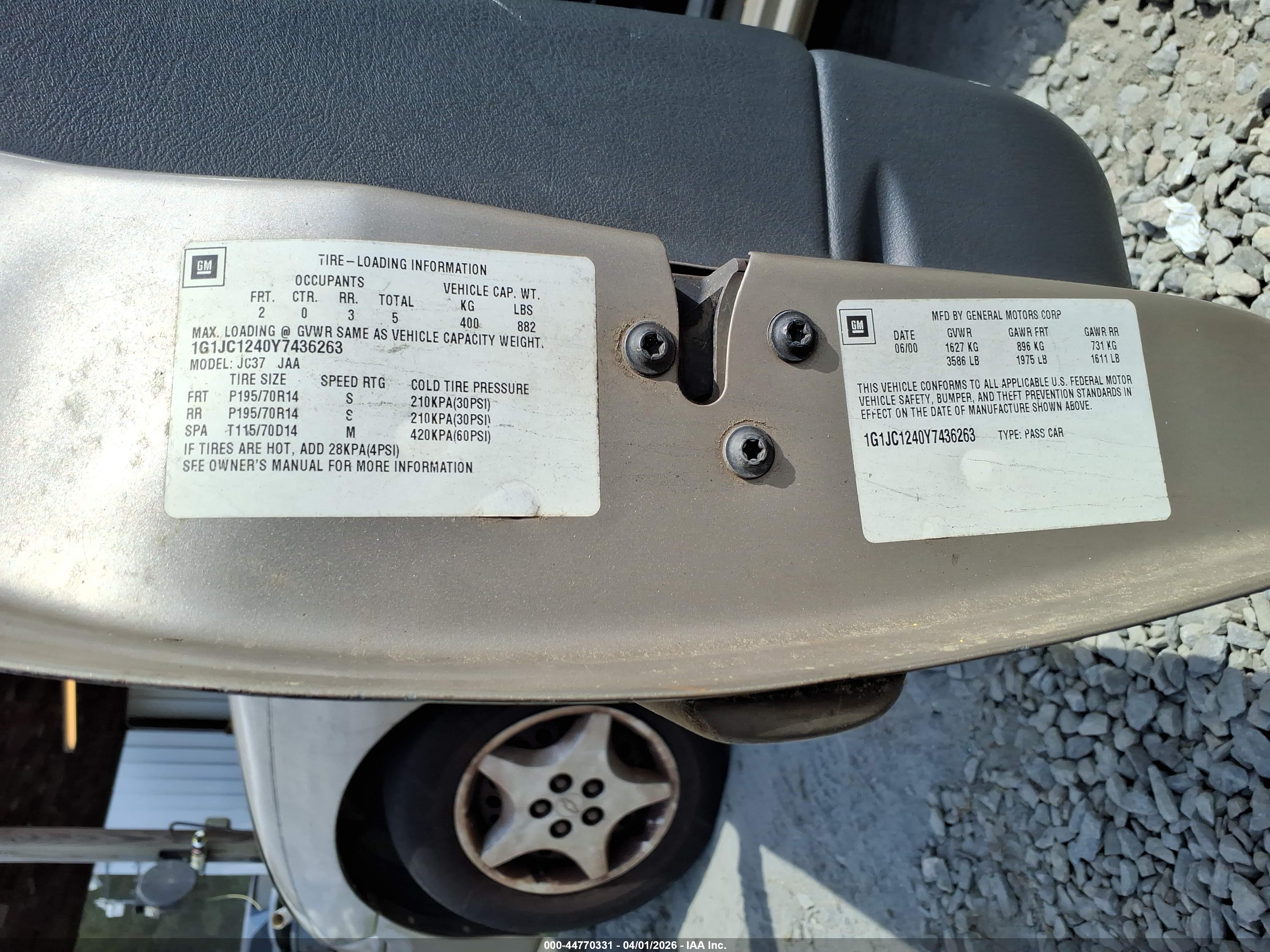 CHEVROLET CAVALIER image 9