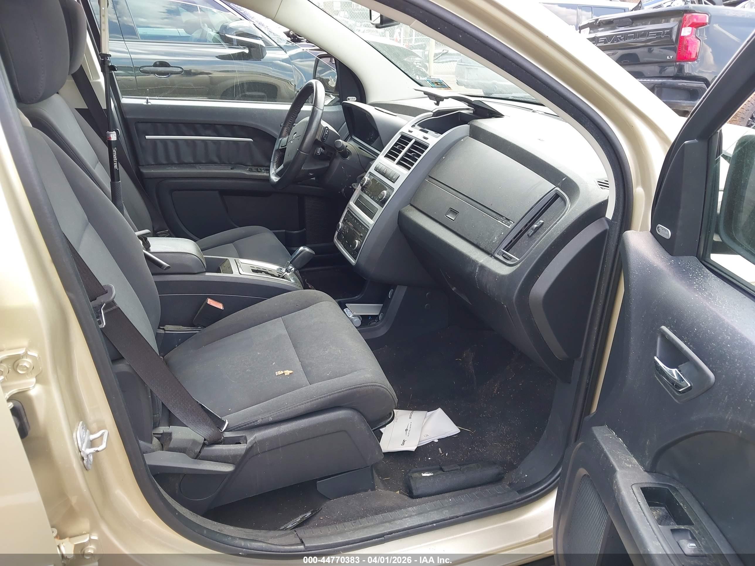 DODGE JOURNEY image 5