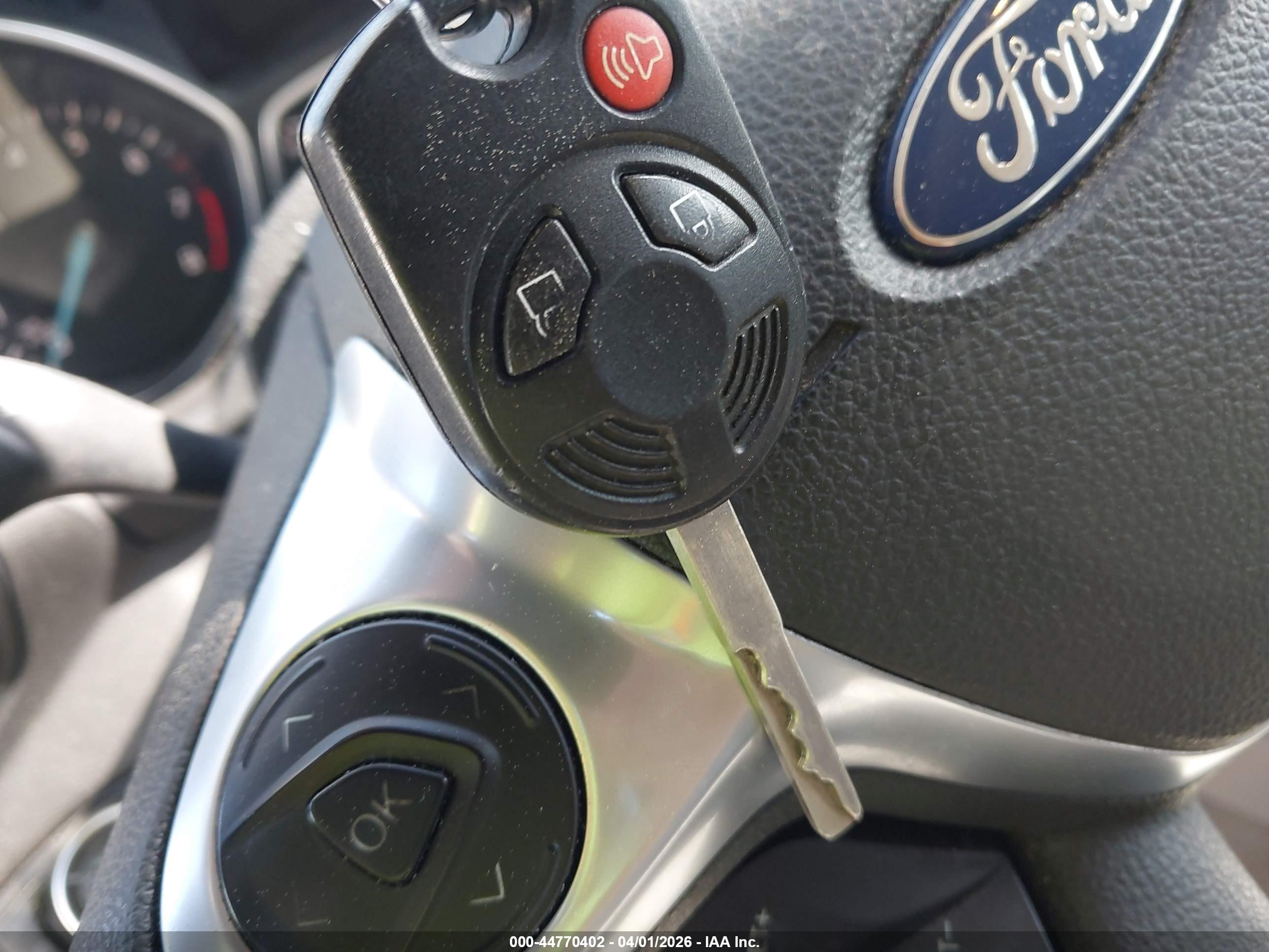 FORD ESCAPE image 11