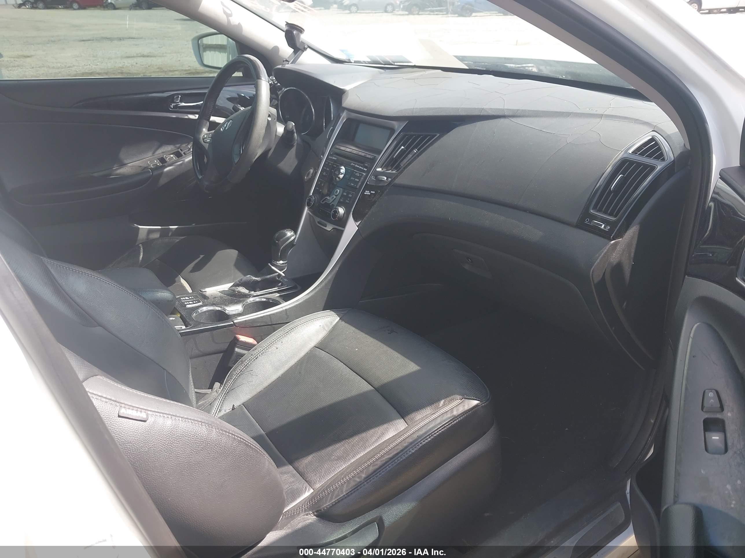 HYUNDAI SONATA image 5
