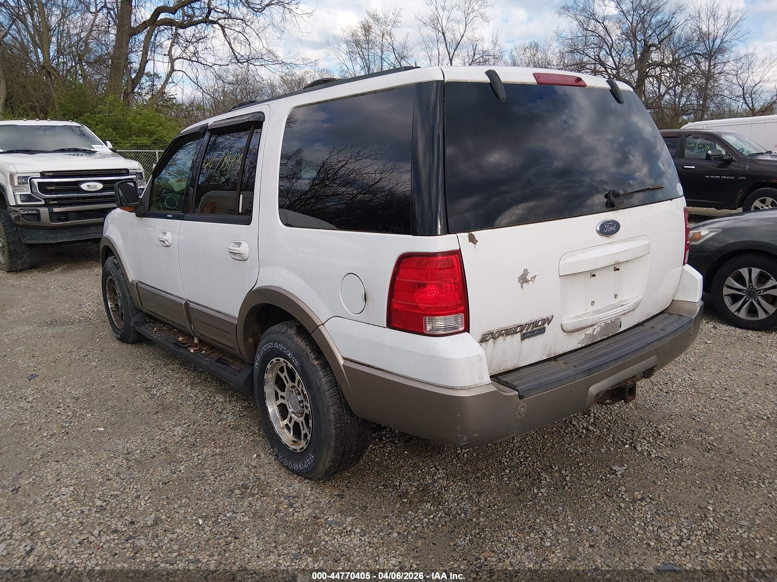 FORD EXPEDITION image 3