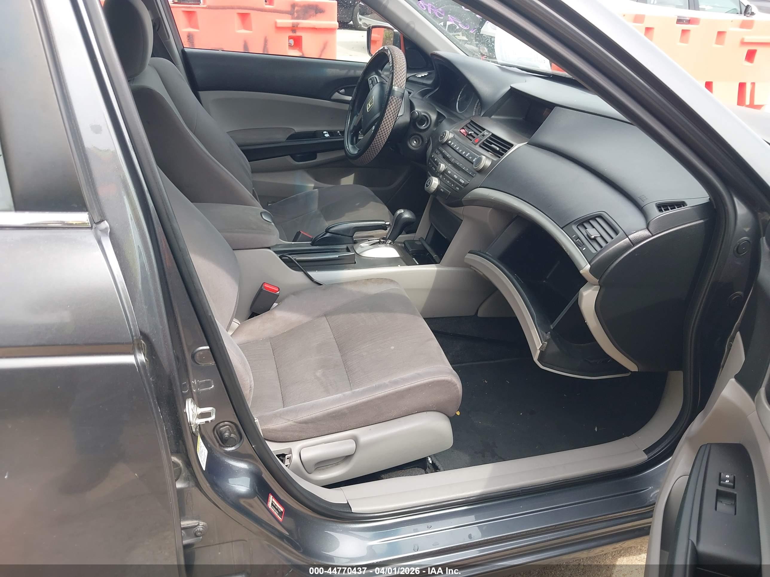 HONDA ACCORD image 5