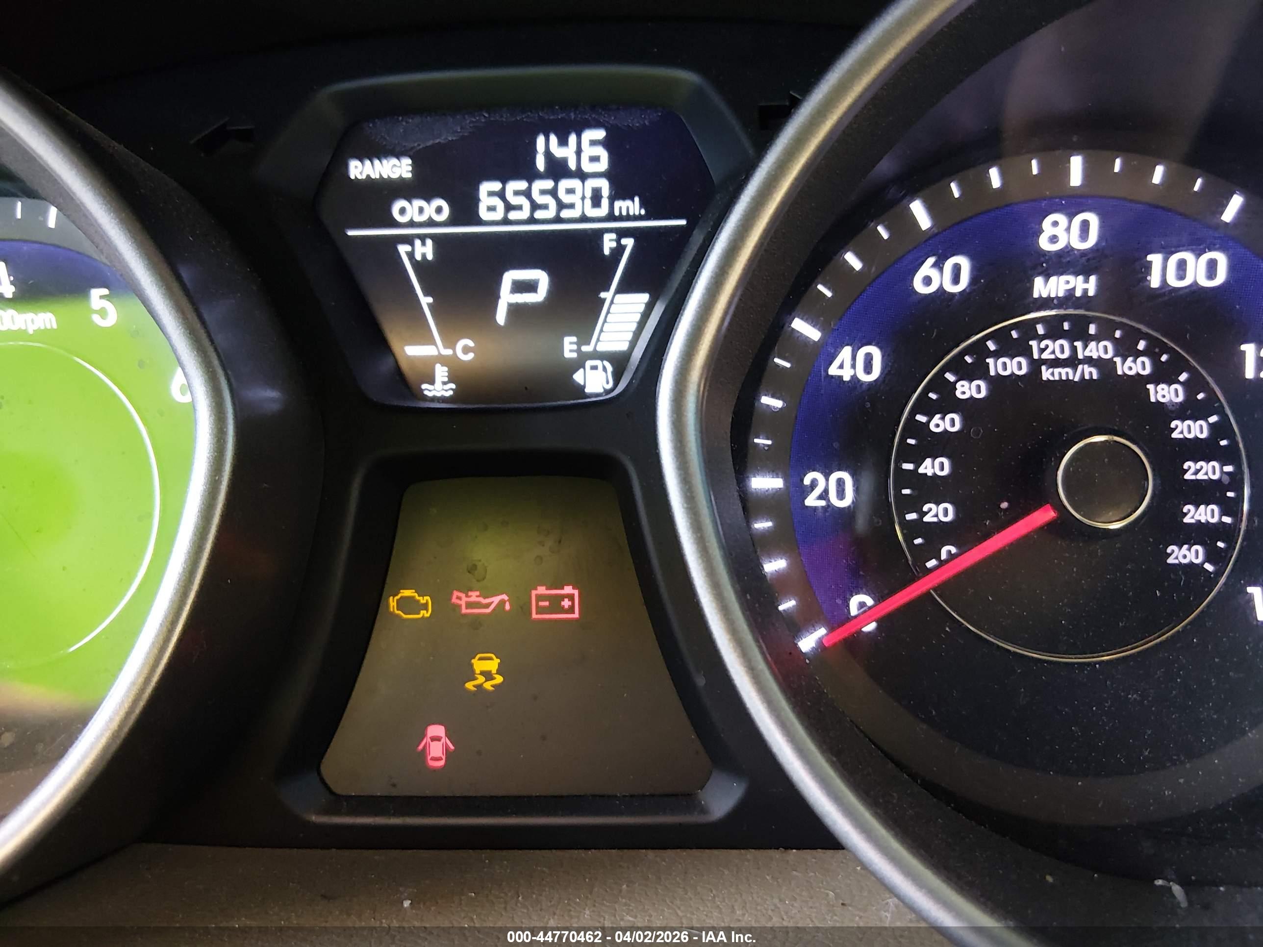 HYUNDAI ELANTRA image 7