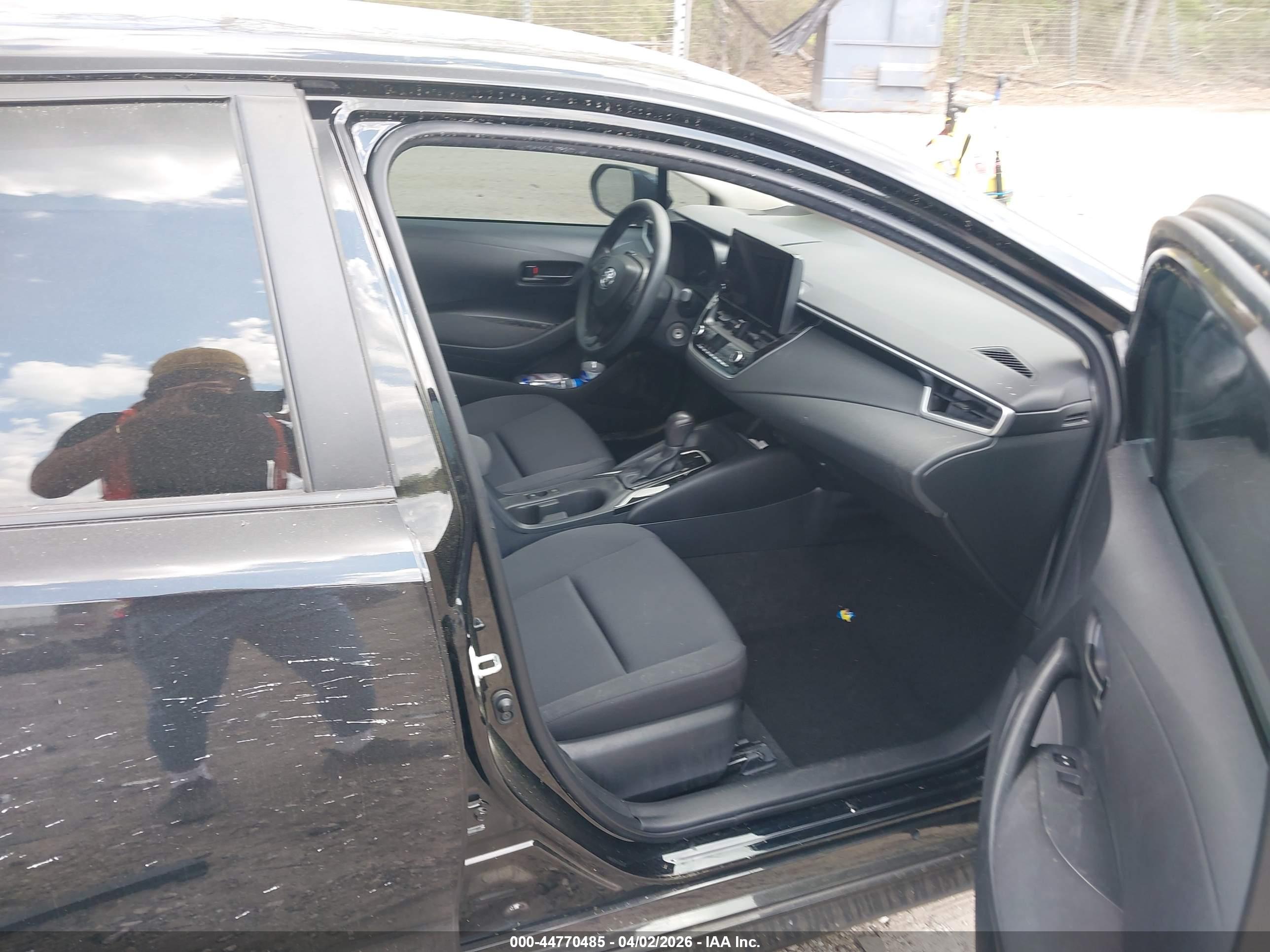 TOYOTA COROLLA image 5