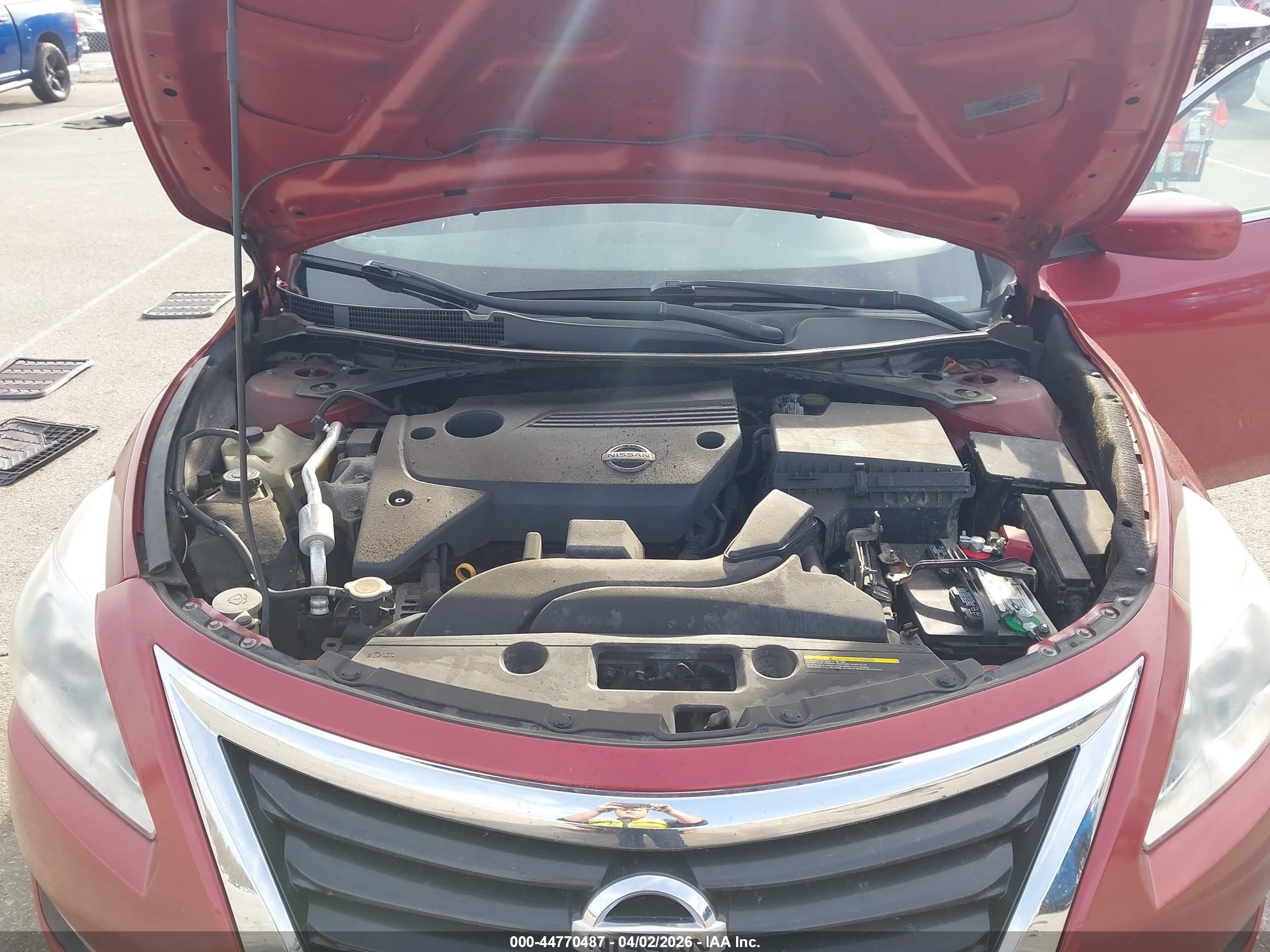 NISSAN ALTIMA image 10