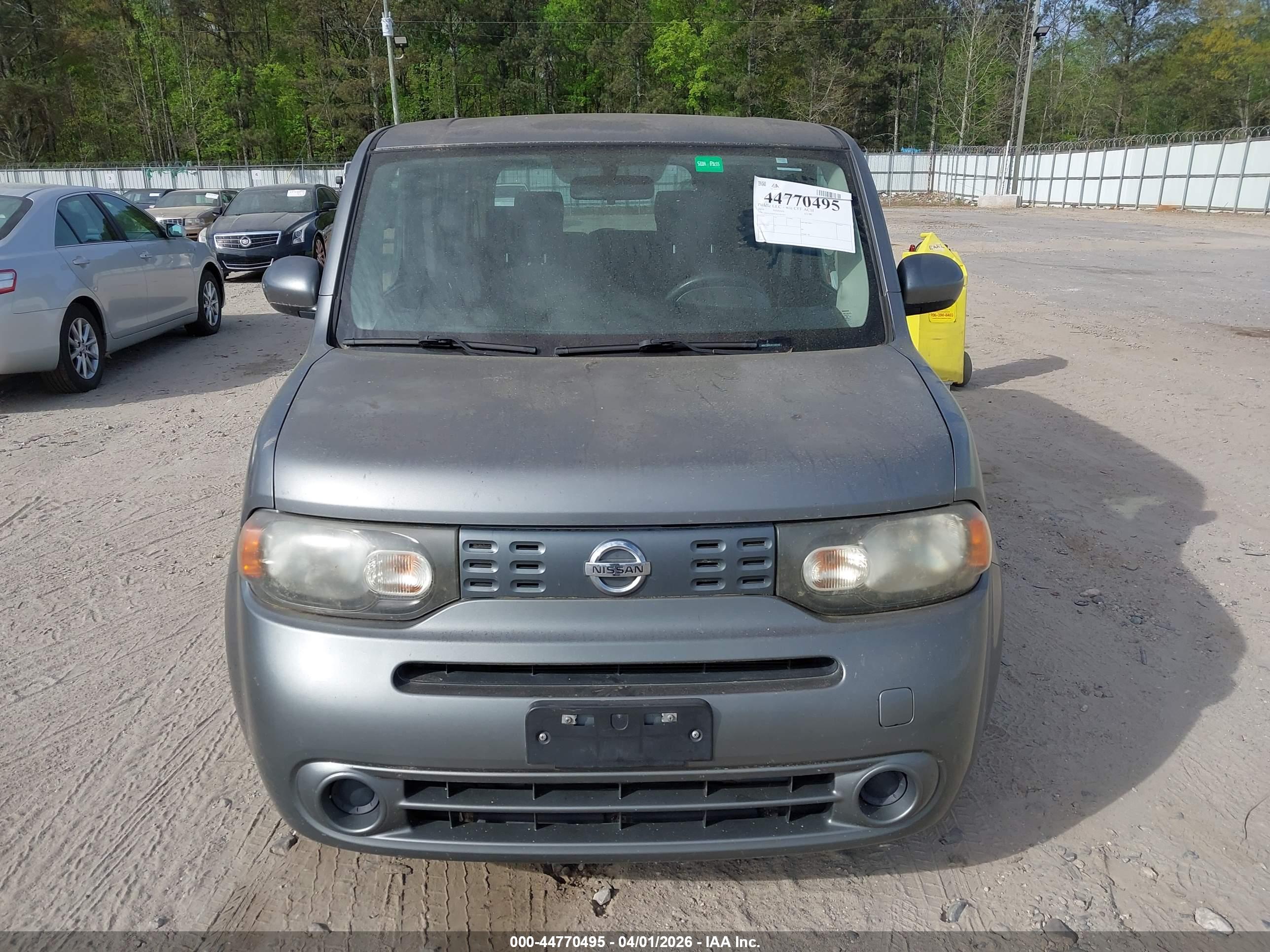 NISSAN CUBE image 6