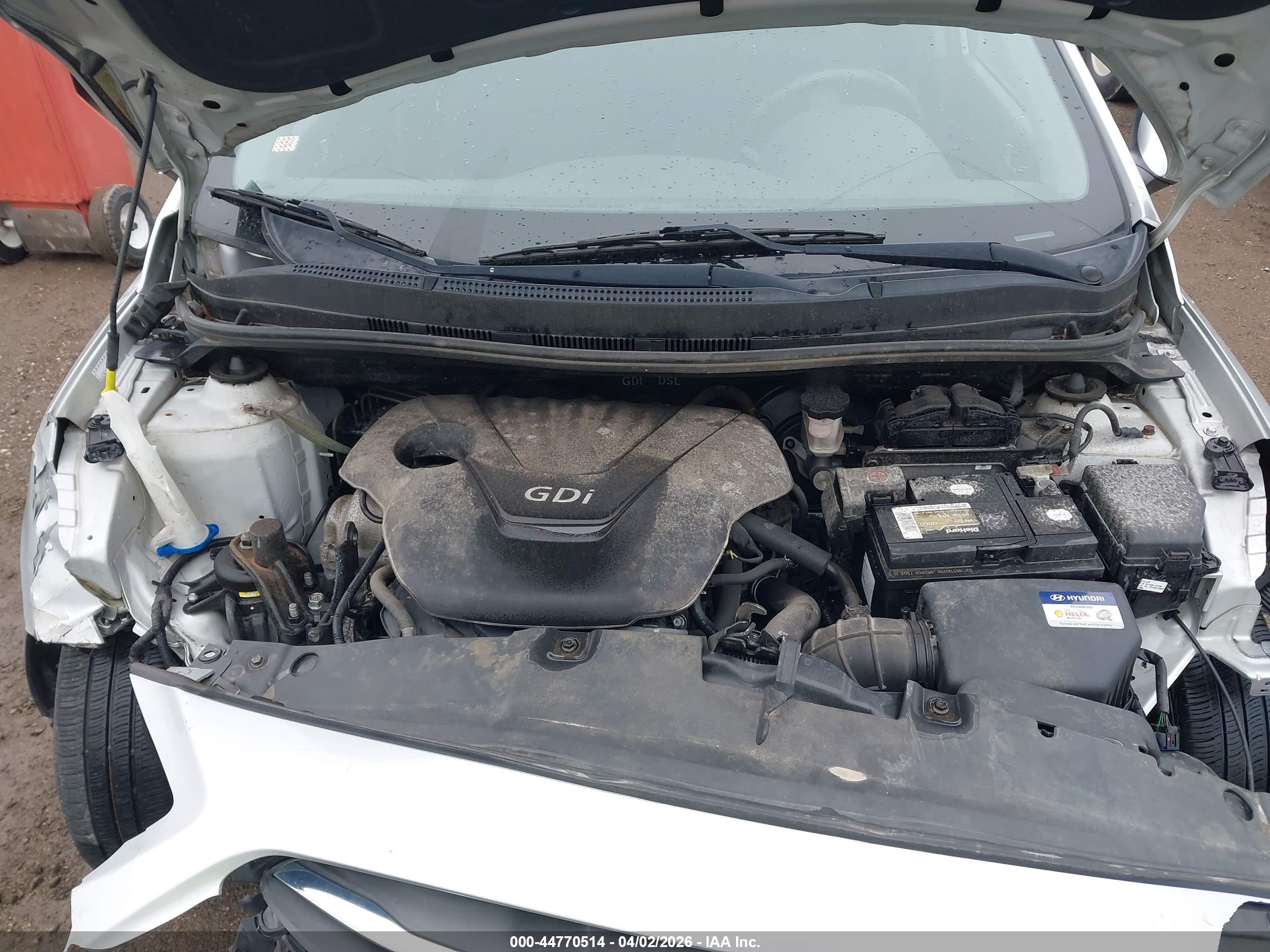 HYUNDAI ACCENT image 10