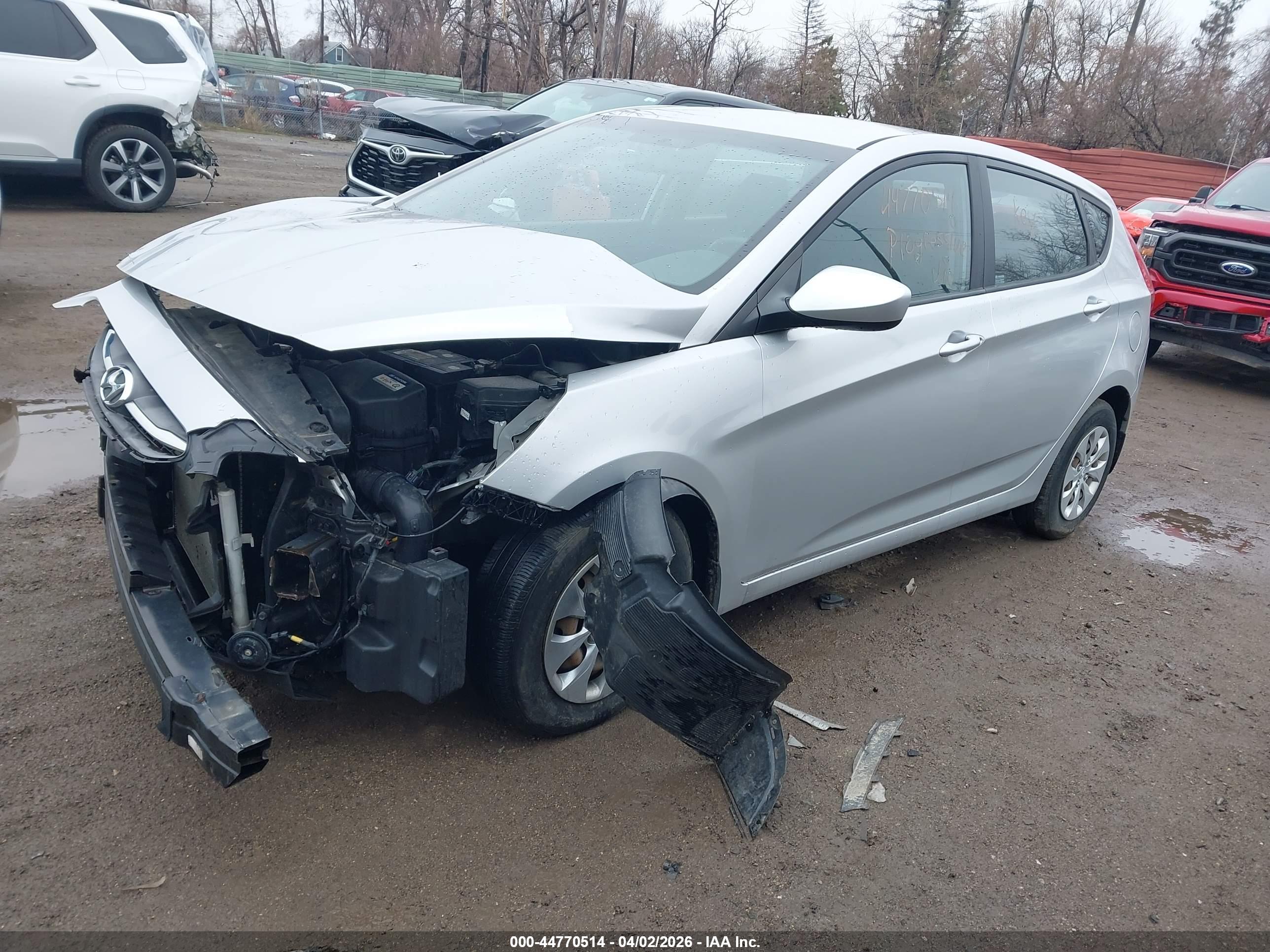 HYUNDAI ACCENT image 2