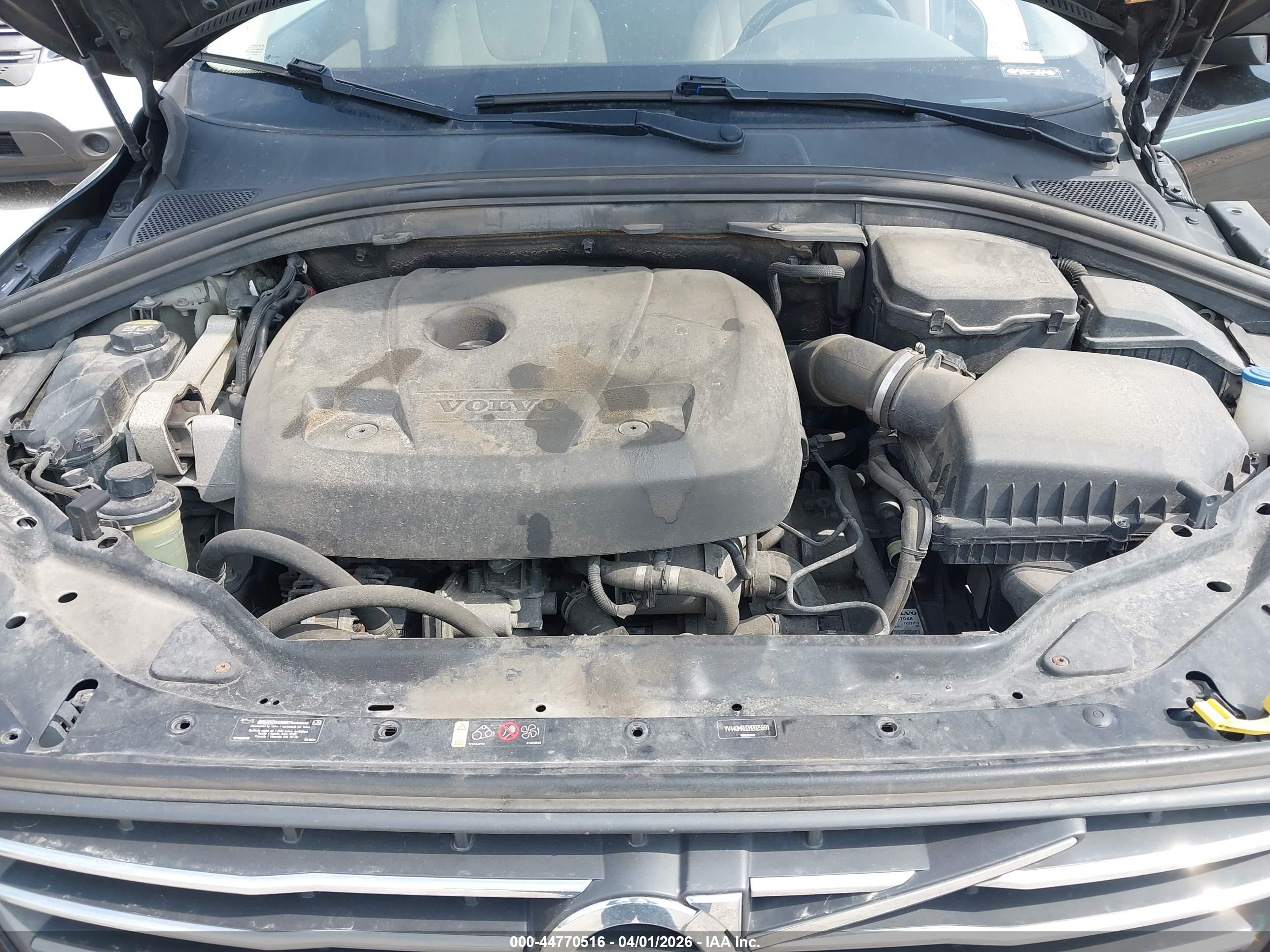 VOLVO XC60 image 10