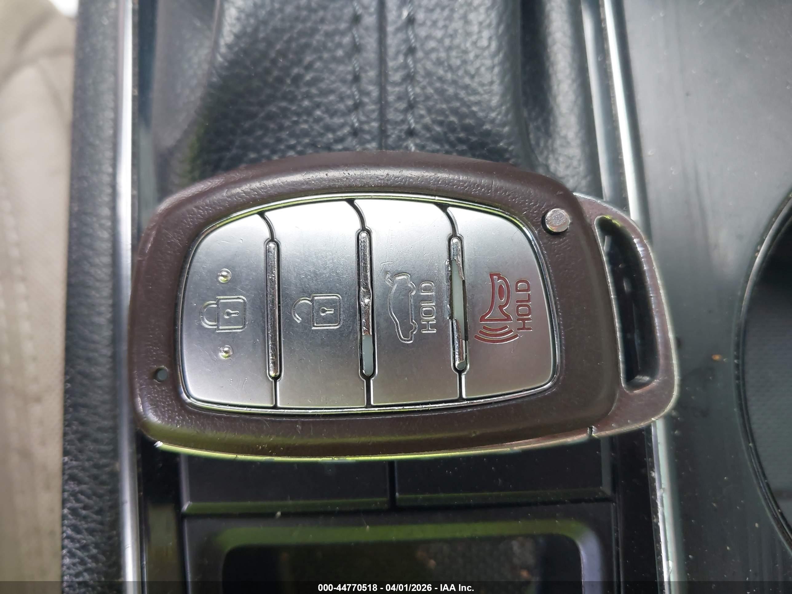 HYUNDAI SONATA image 11