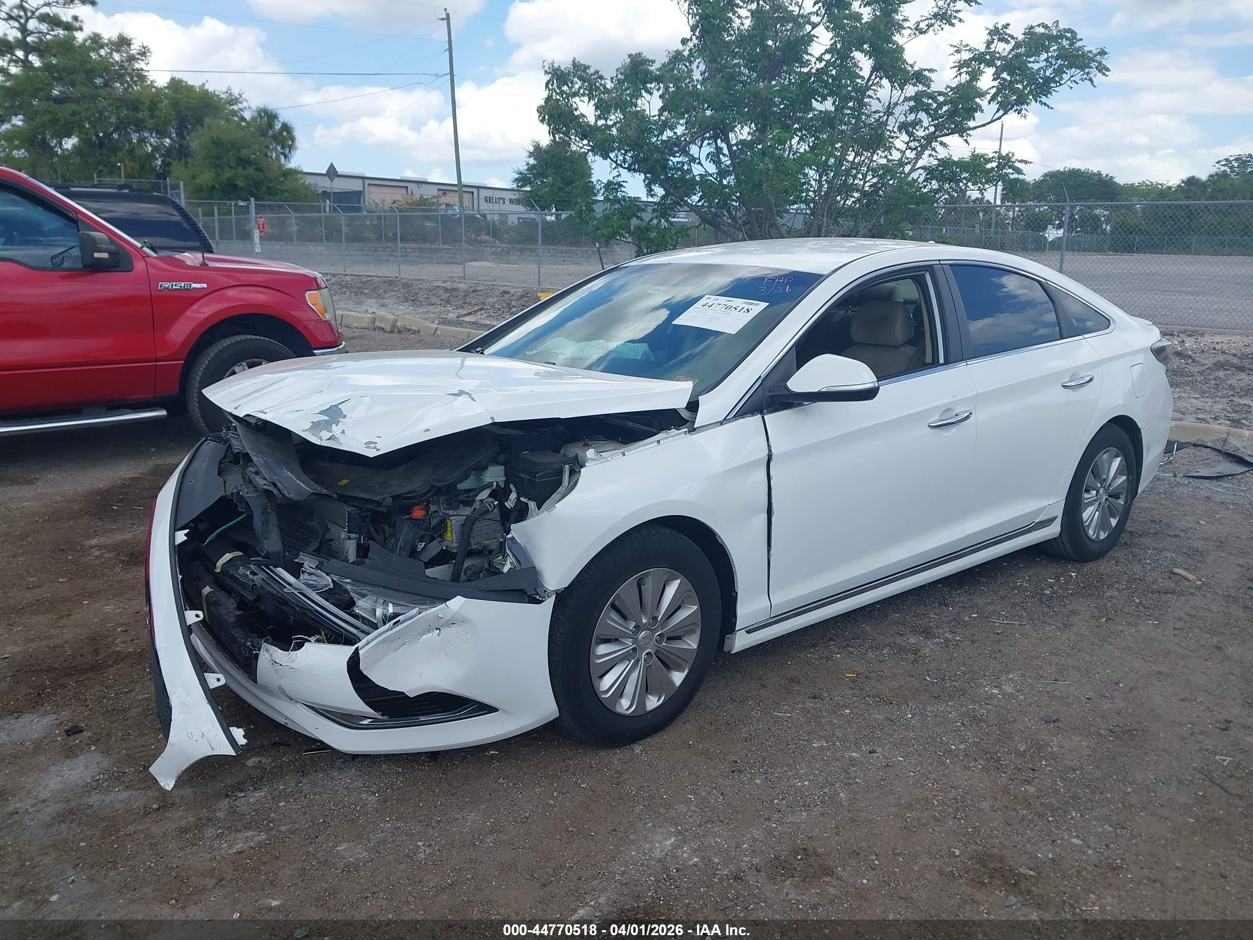 HYUNDAI SONATA image 2