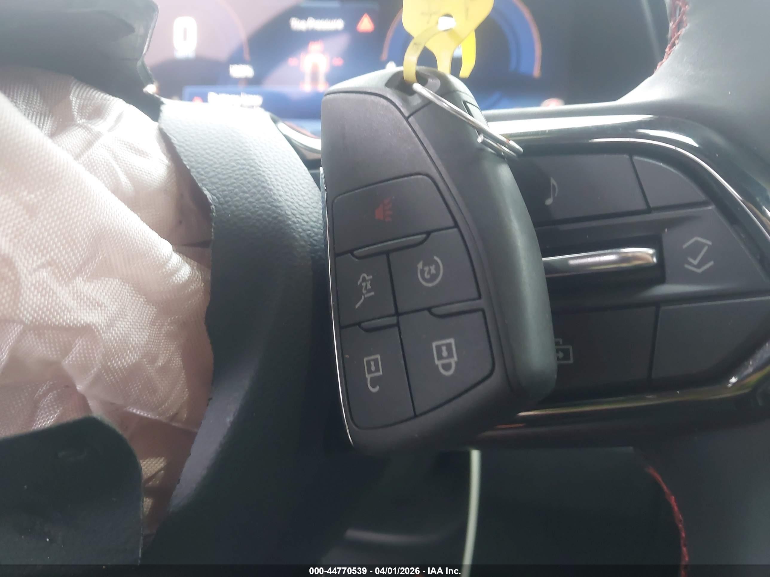 CHEVROLET EQUINOX image 11