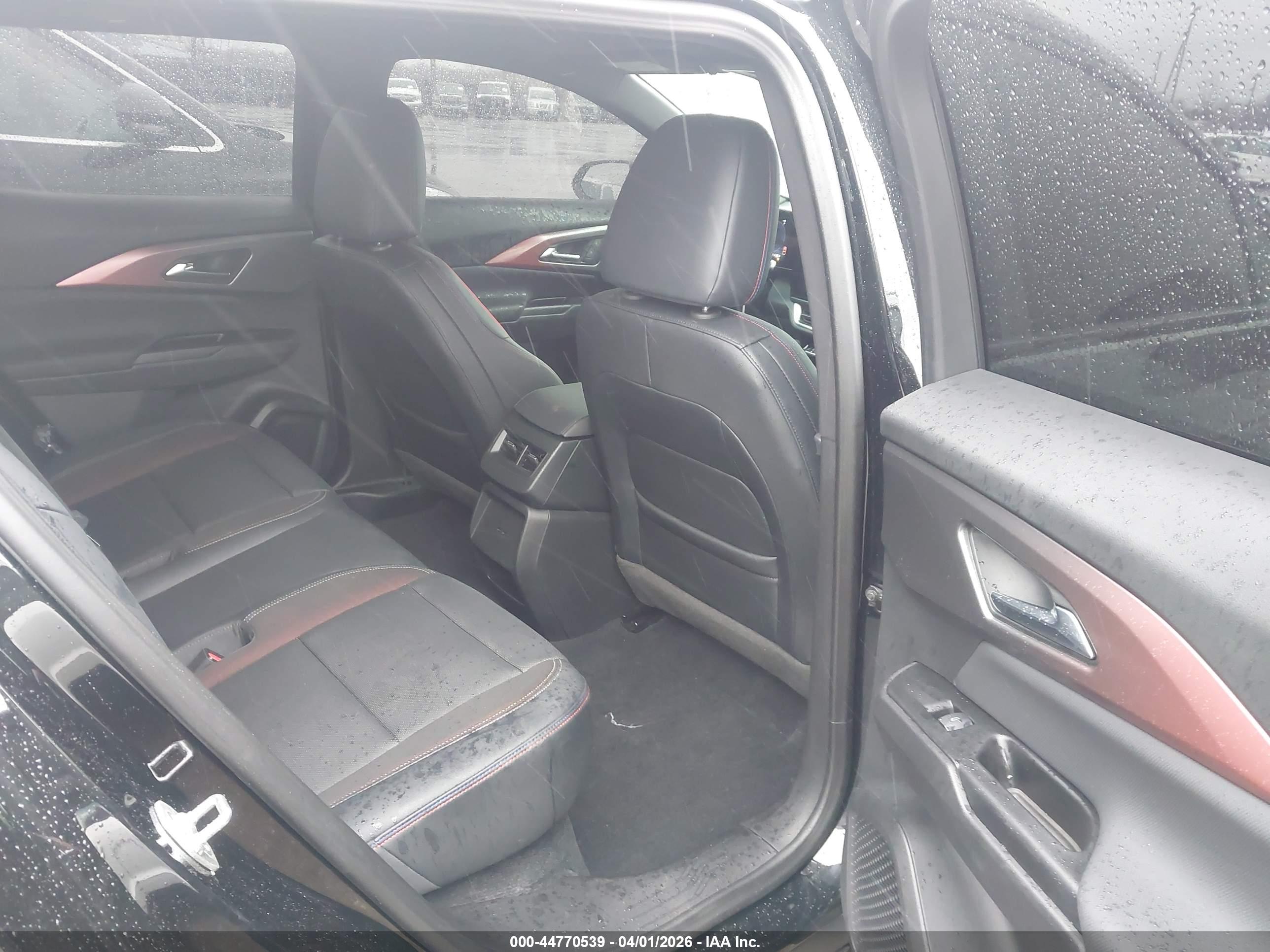CHEVROLET EQUINOX image 8
