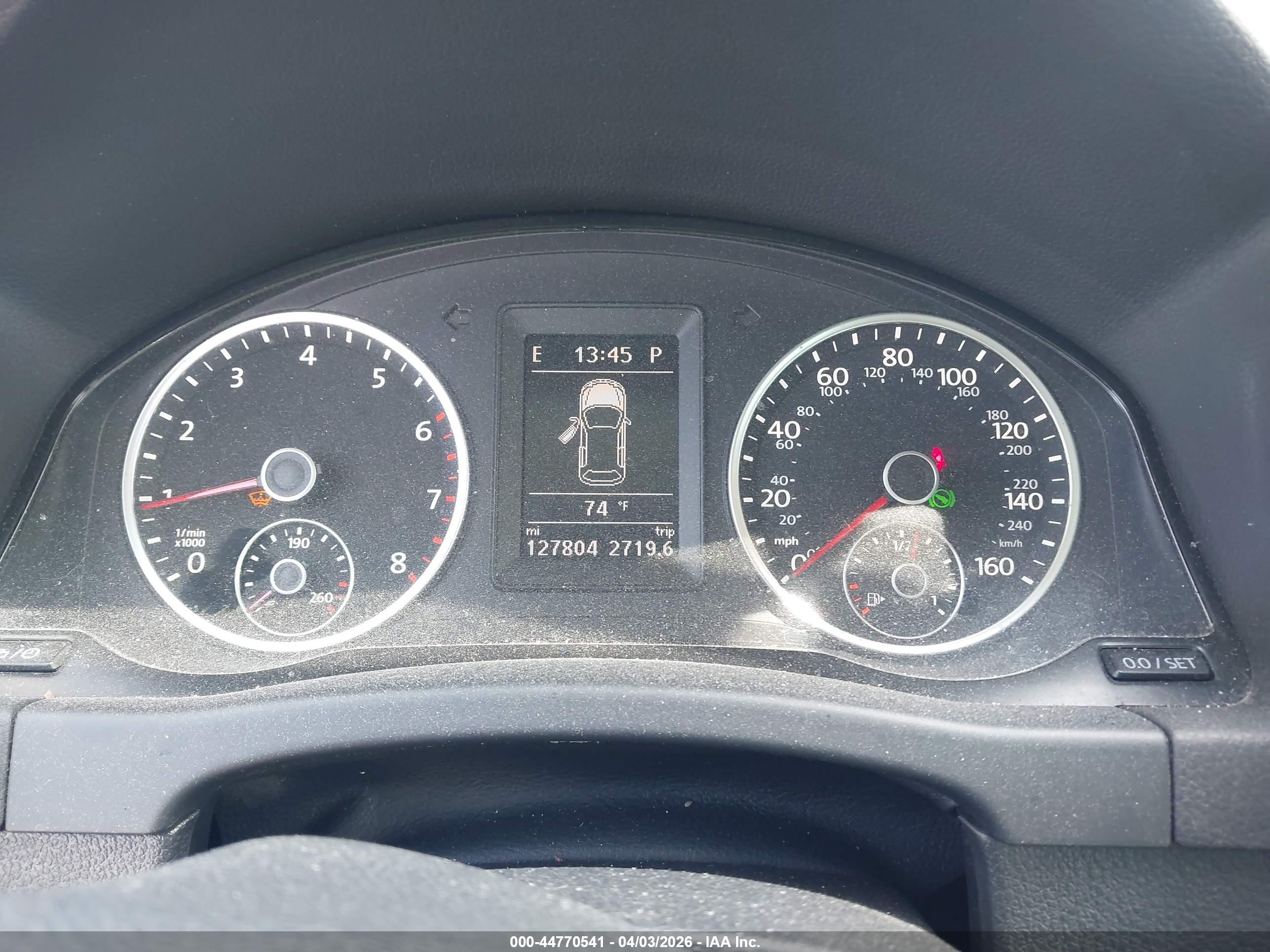 VOLKSWAGEN TIGUAN image 7