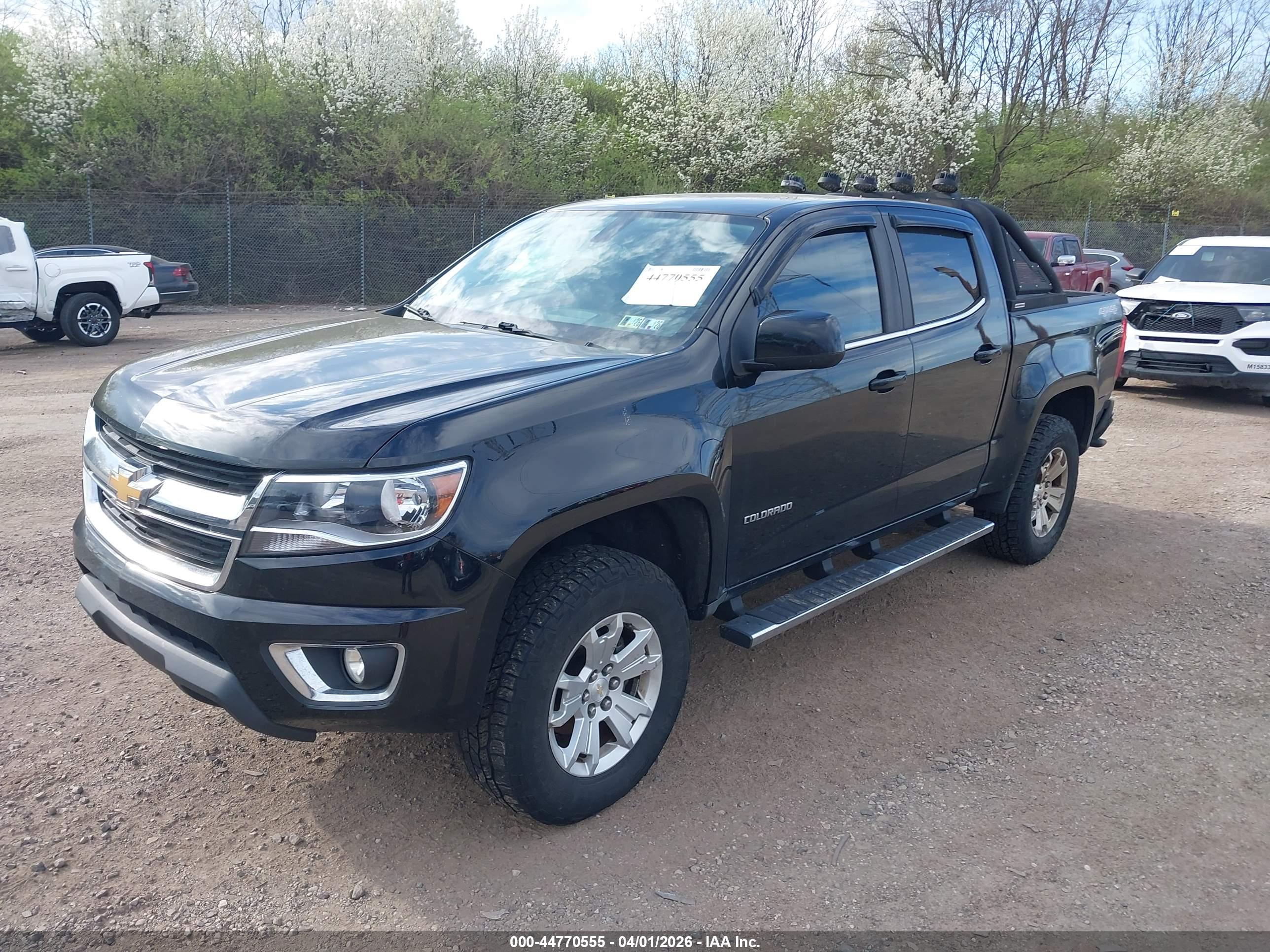 CHEVROLET COLORADO image 2