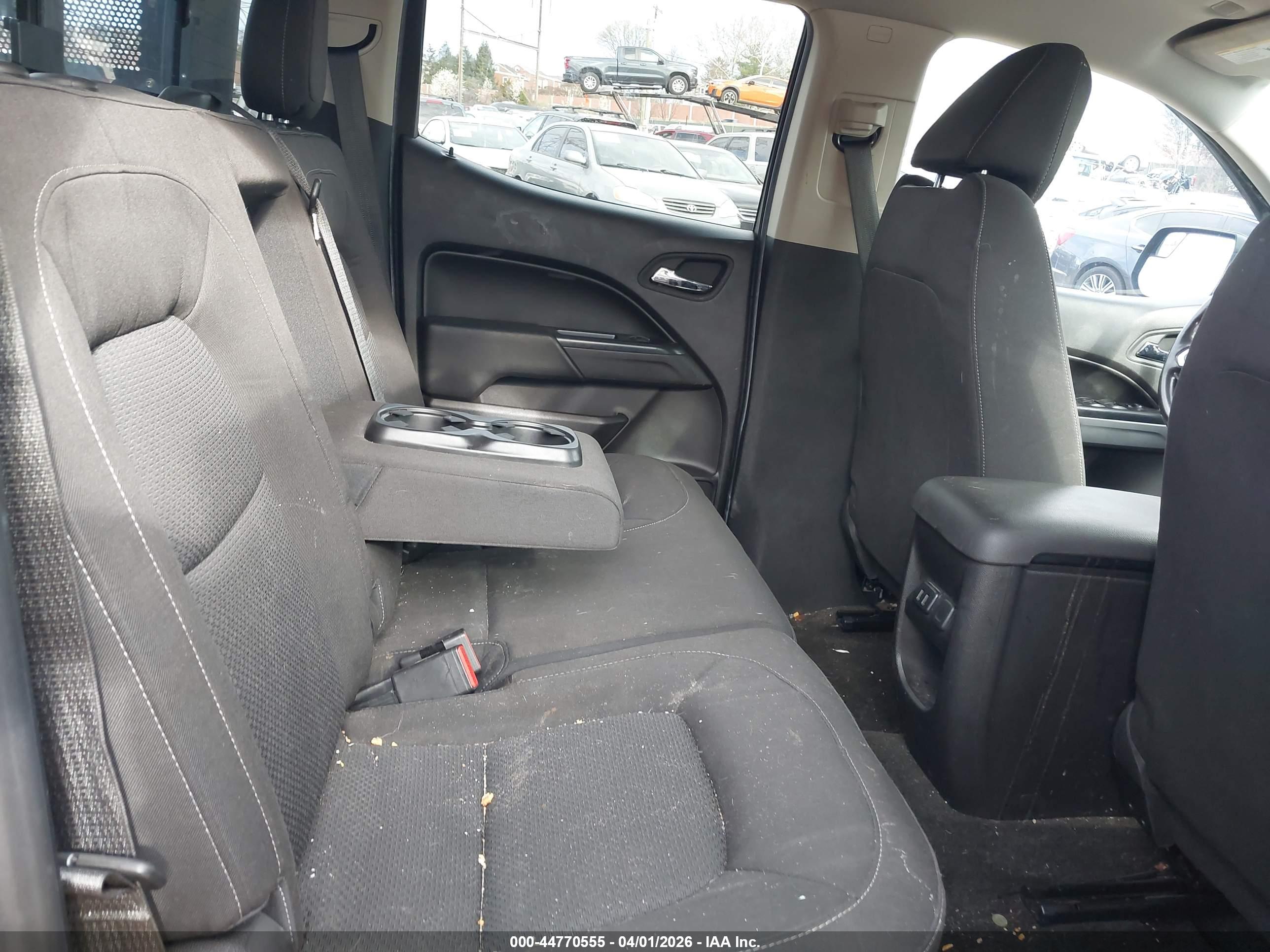 CHEVROLET COLORADO image 8