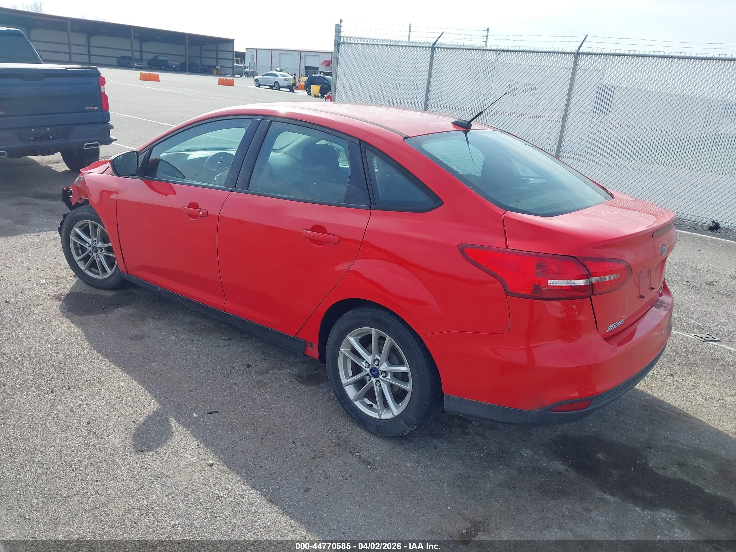 FORD FOCUS image 3